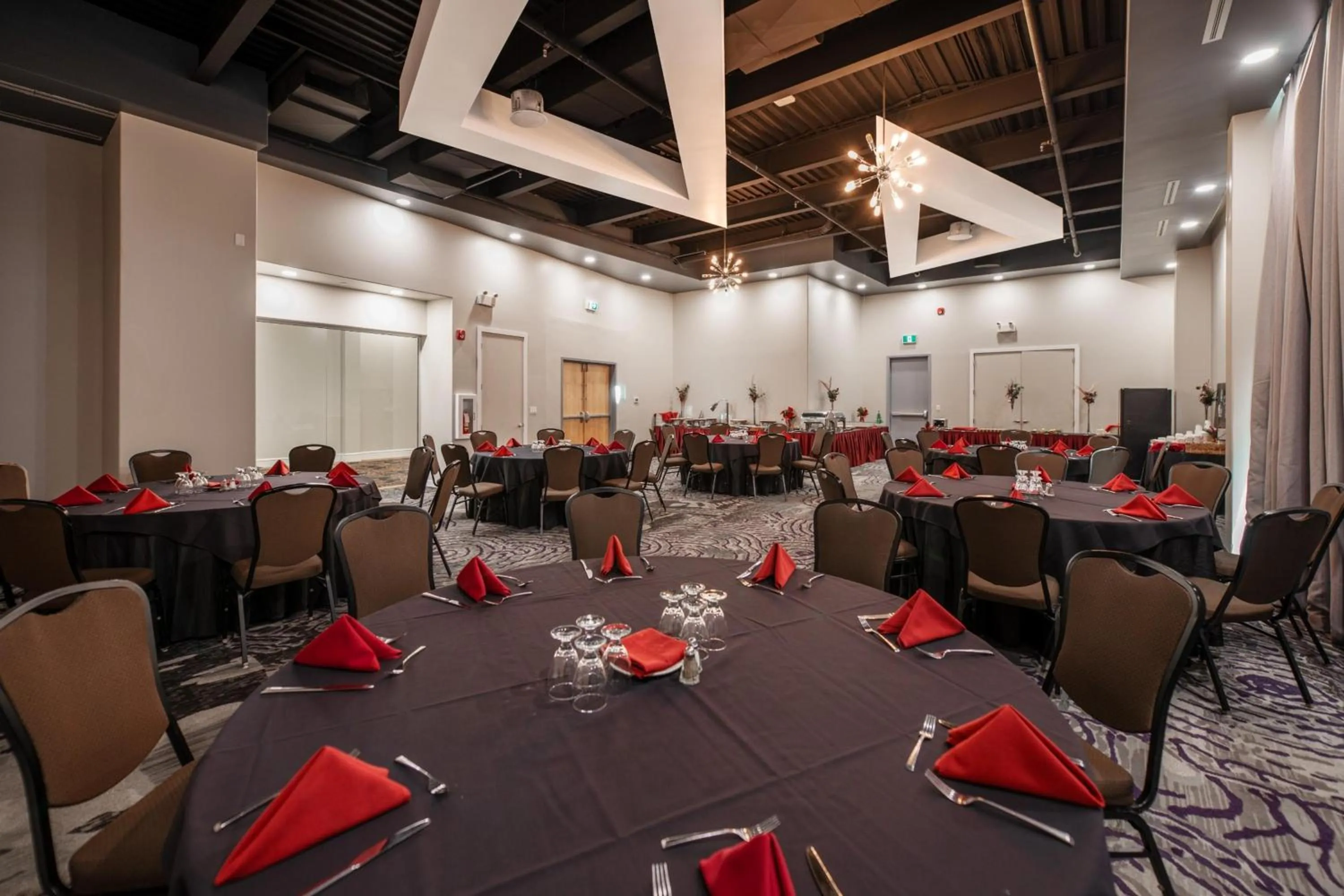 Meeting/conference room in Coast Nisku Inn & Conference Centre