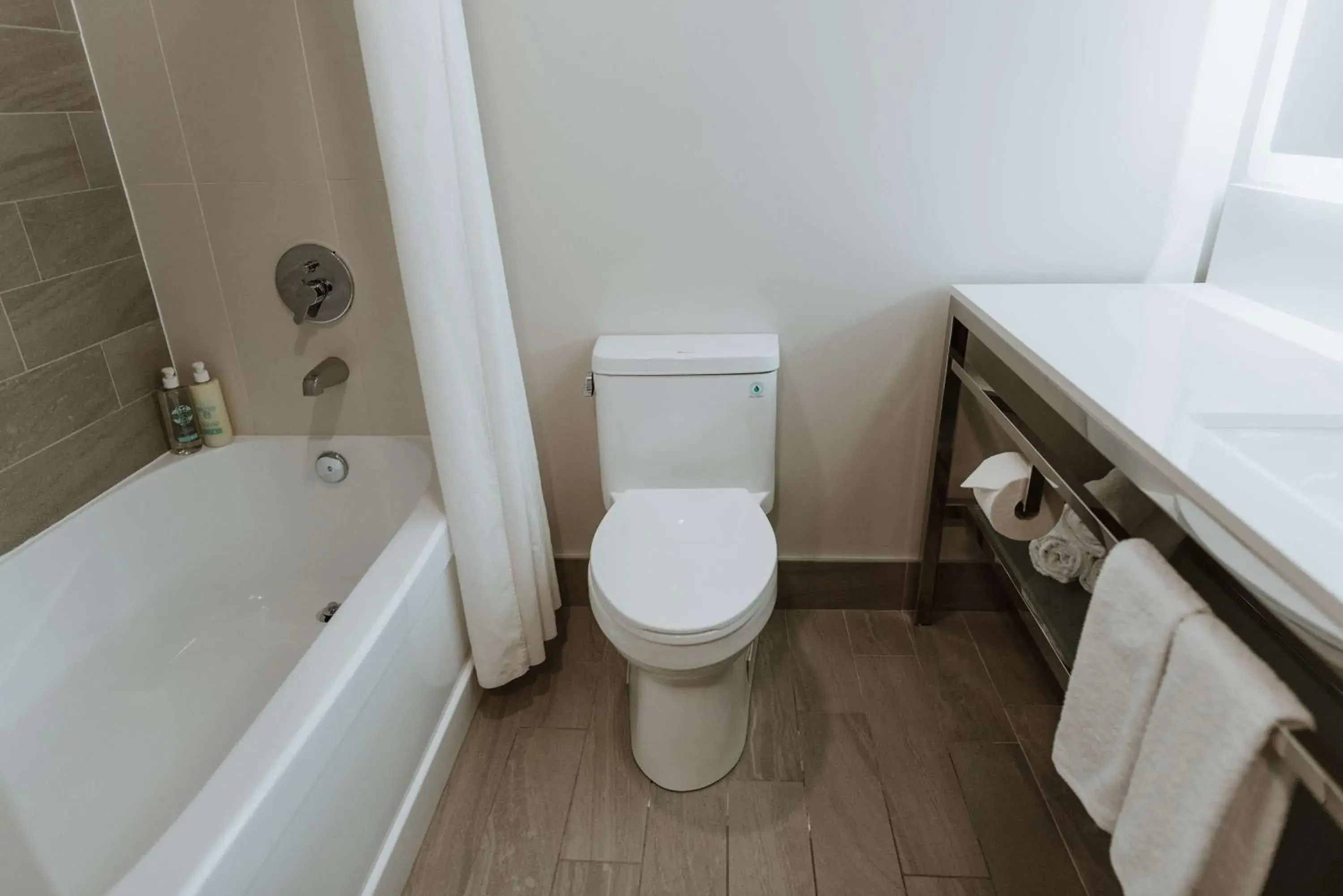 Bathroom in Coast Nisku Inn & Conference Centre Bathroom in Coast Nisku Inn & Conference Centre