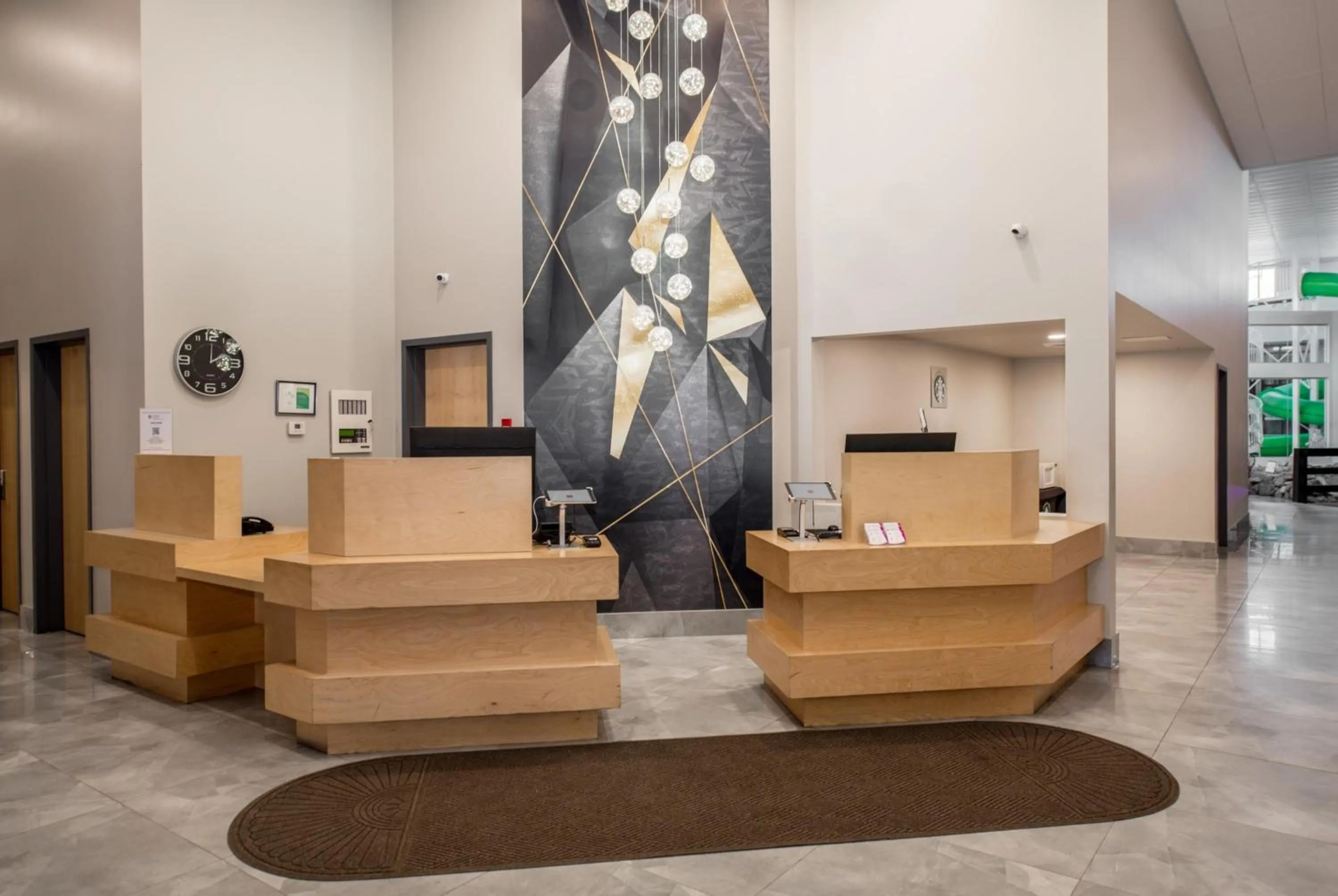 Lobby or reception in Coast Nisku Inn & Conference Centre