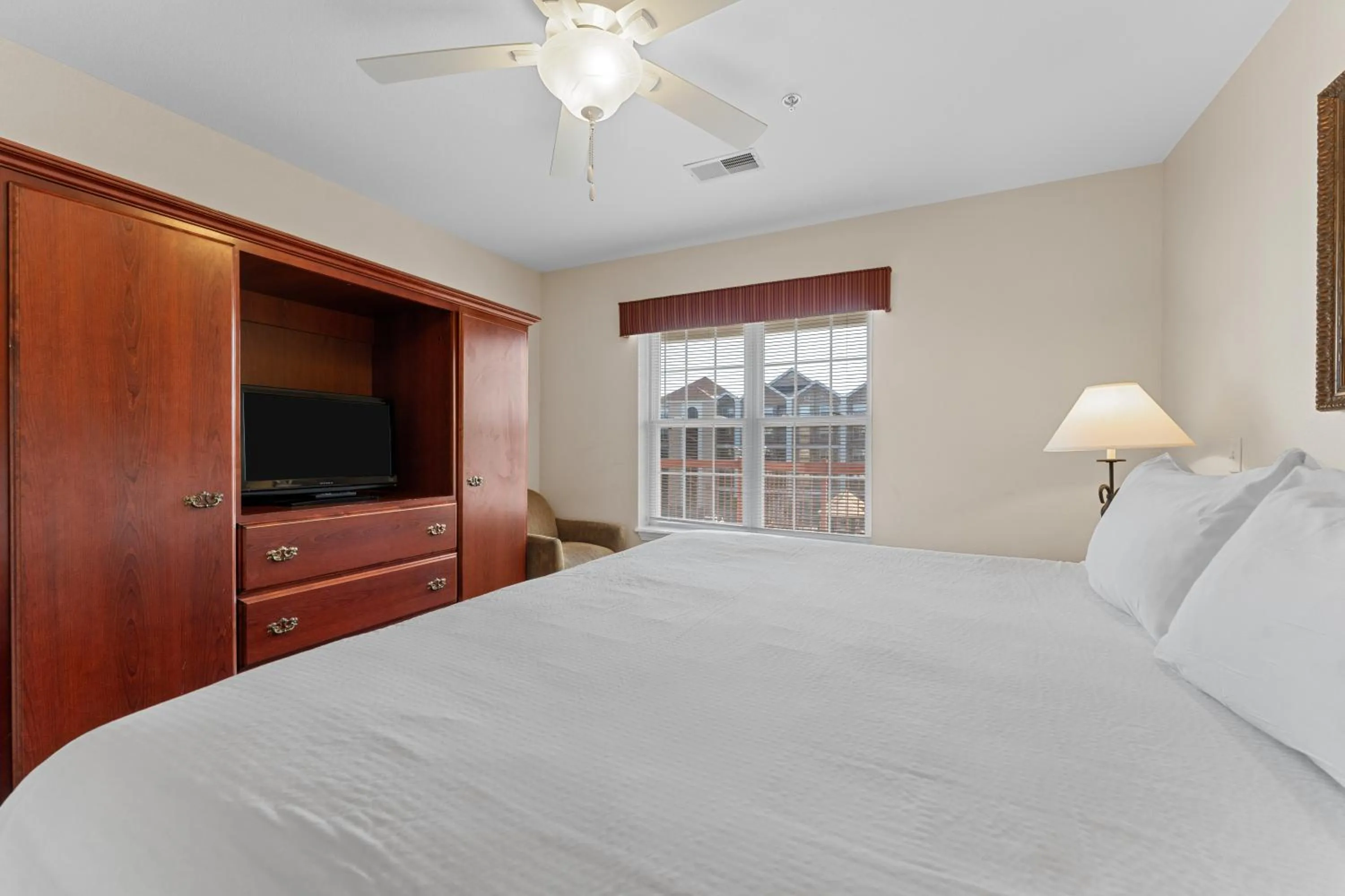 Bed in Grand Crowne Resort