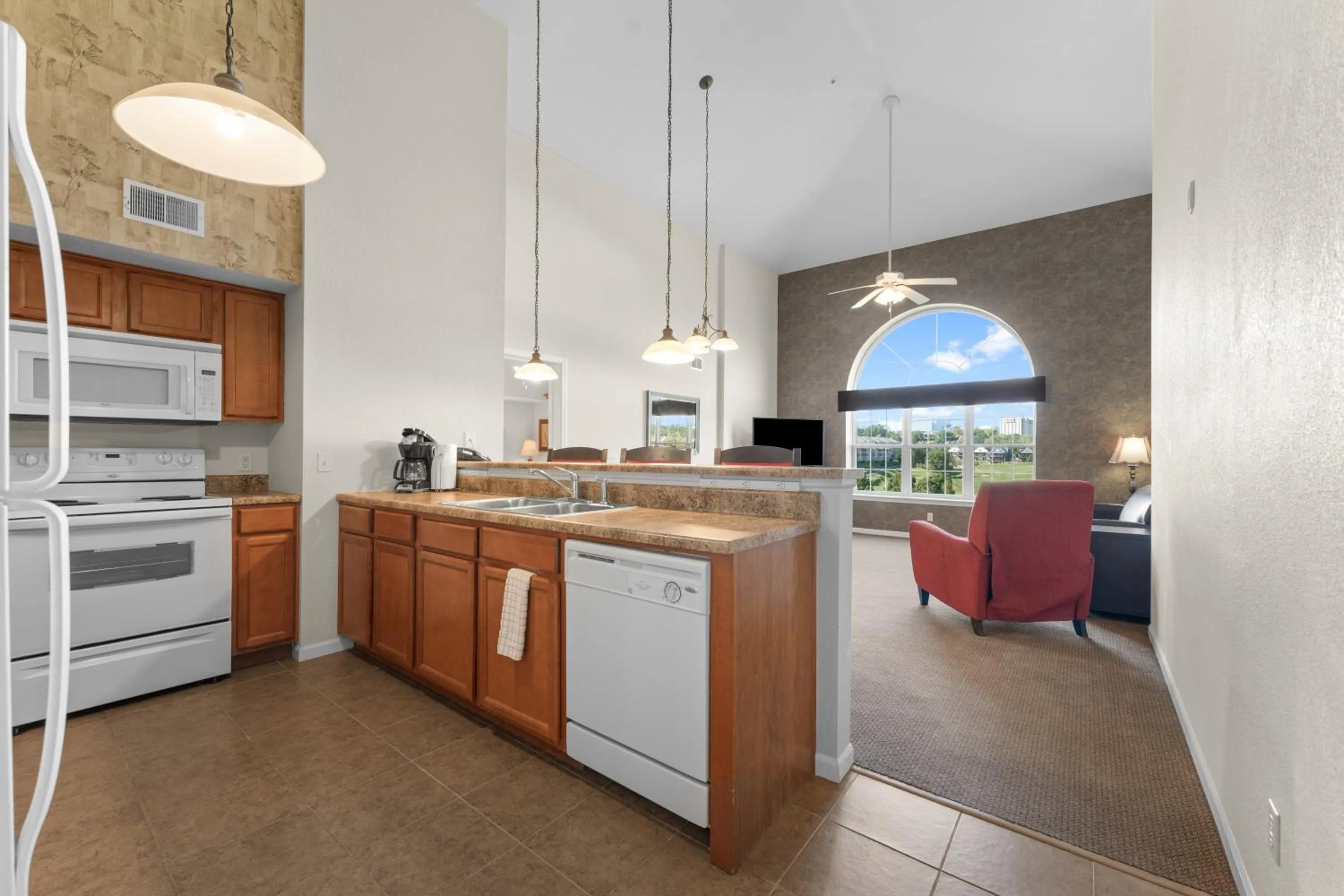 Kitchen or kitchenette in Grand Crowne Resort