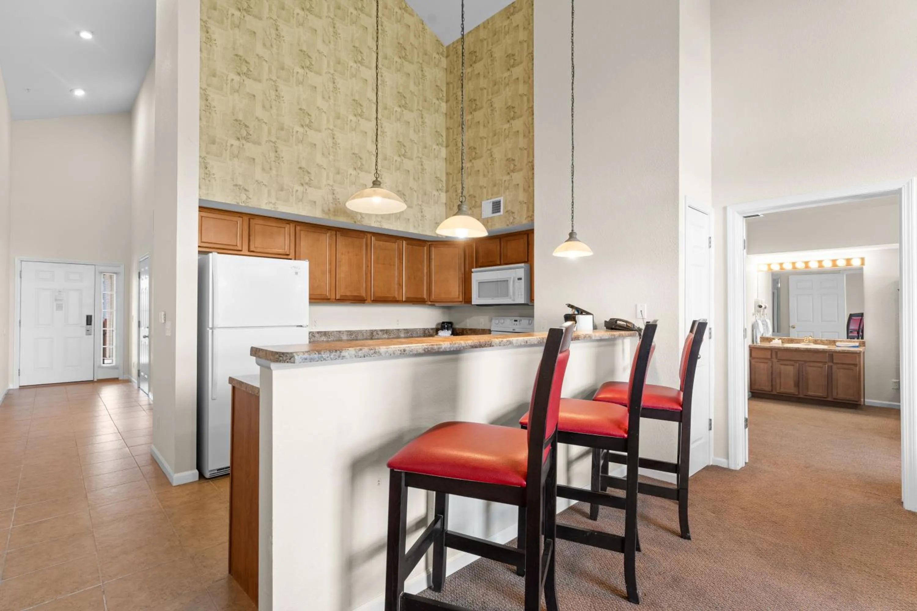 Kitchen or kitchenette in Grand Crowne Resort