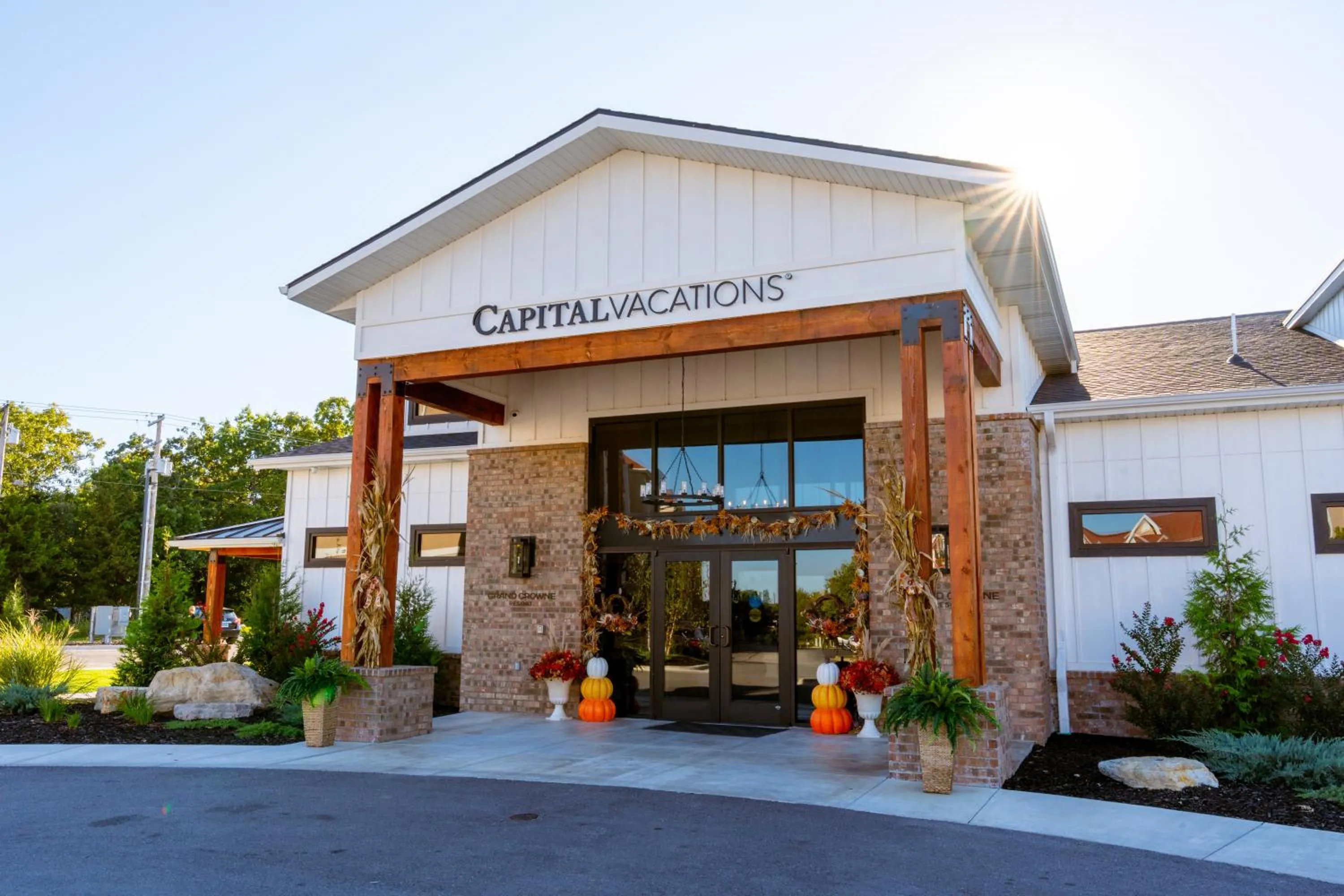 Property building in Grand Crowne Resort