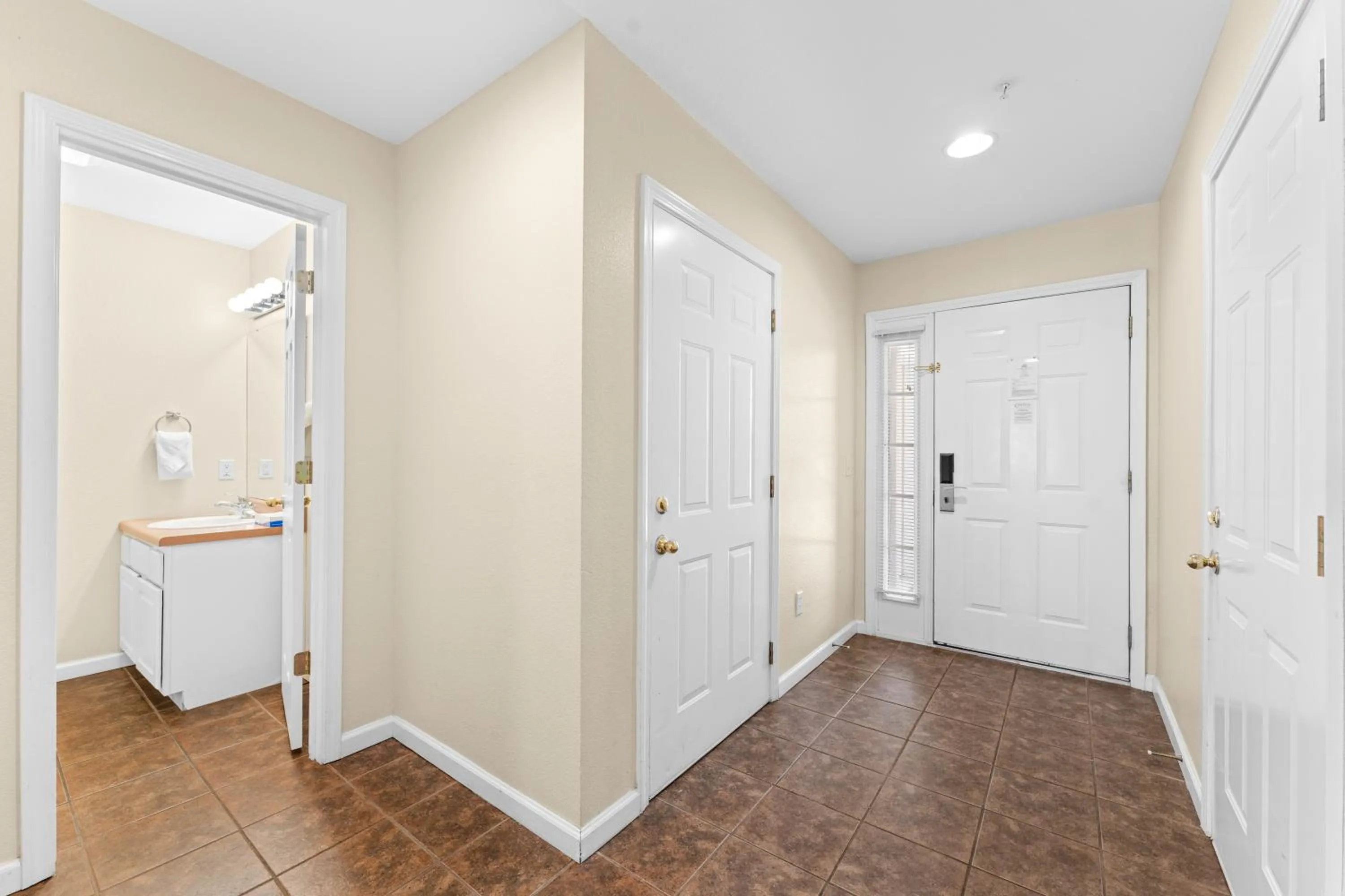 Bathroom in Grand Crowne Resort