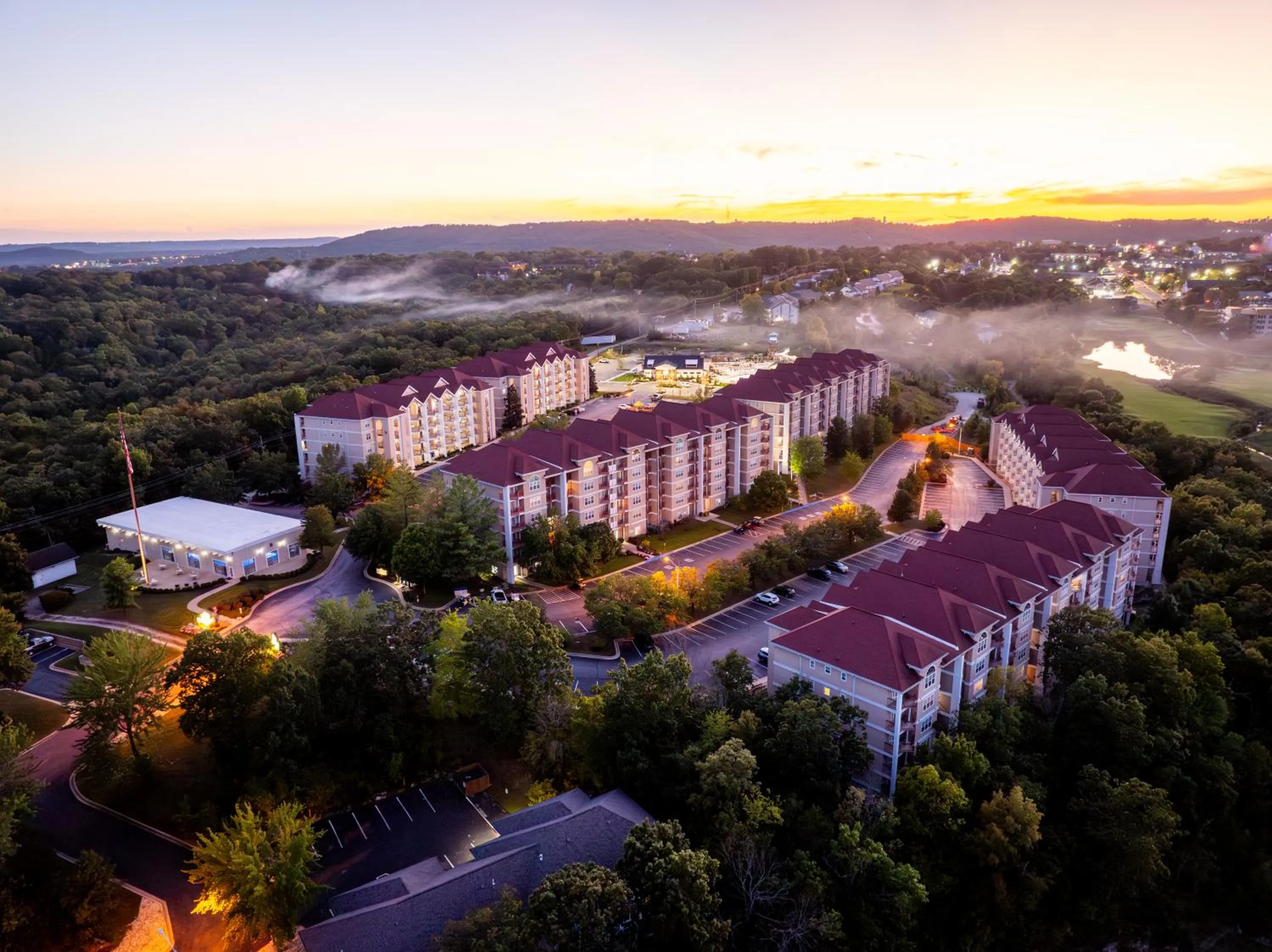 Property building in Grand Crowne Resort