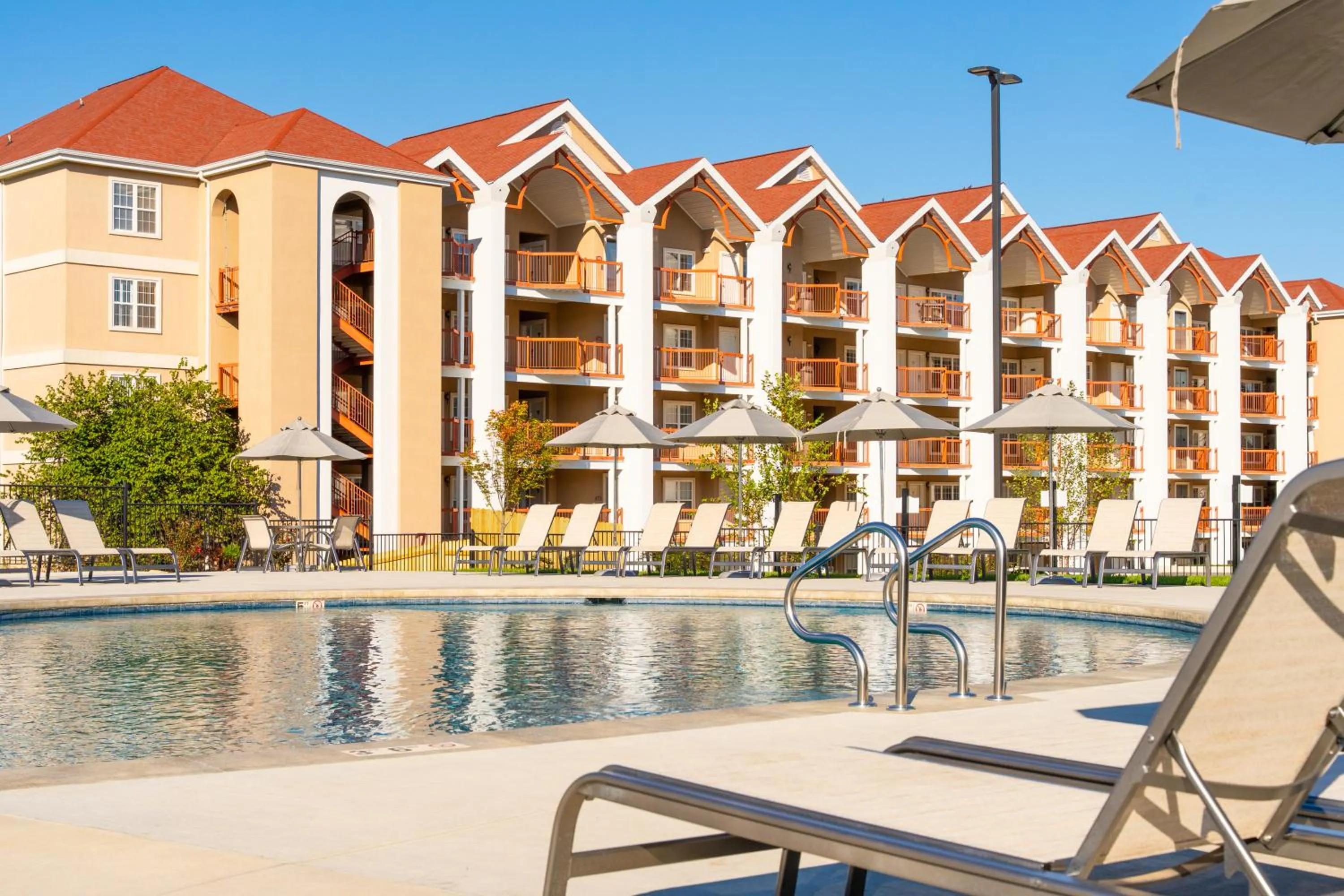 Property building in Grand Crowne Resort