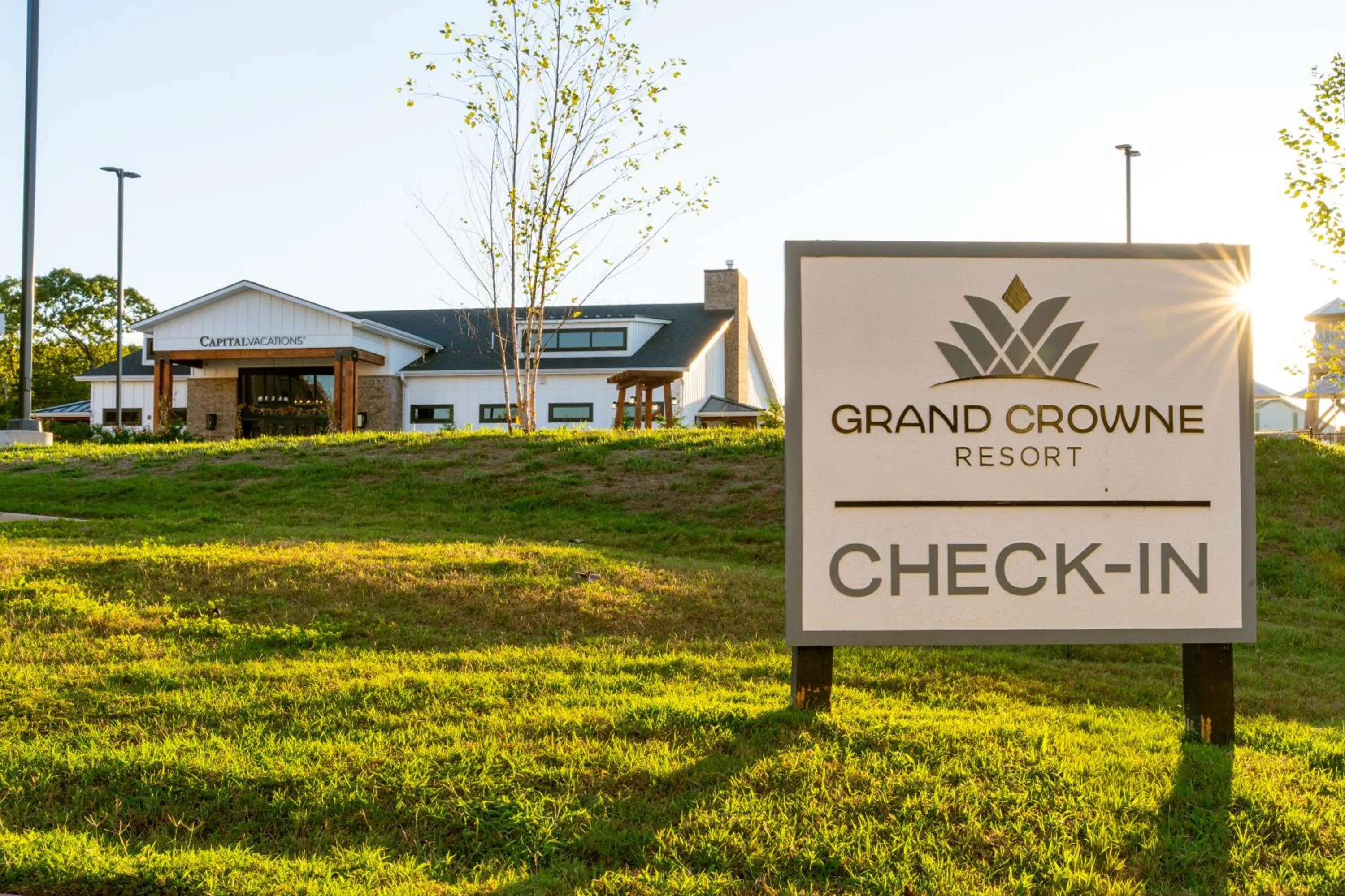 Property building in Grand Crowne Resort