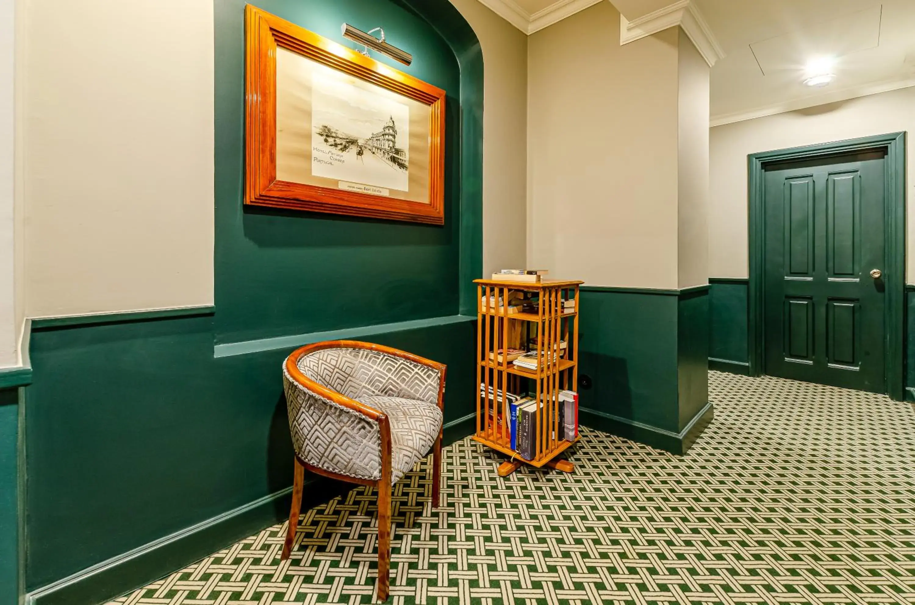 Property building in Hotel Metropole Property building in Hotel Metropole