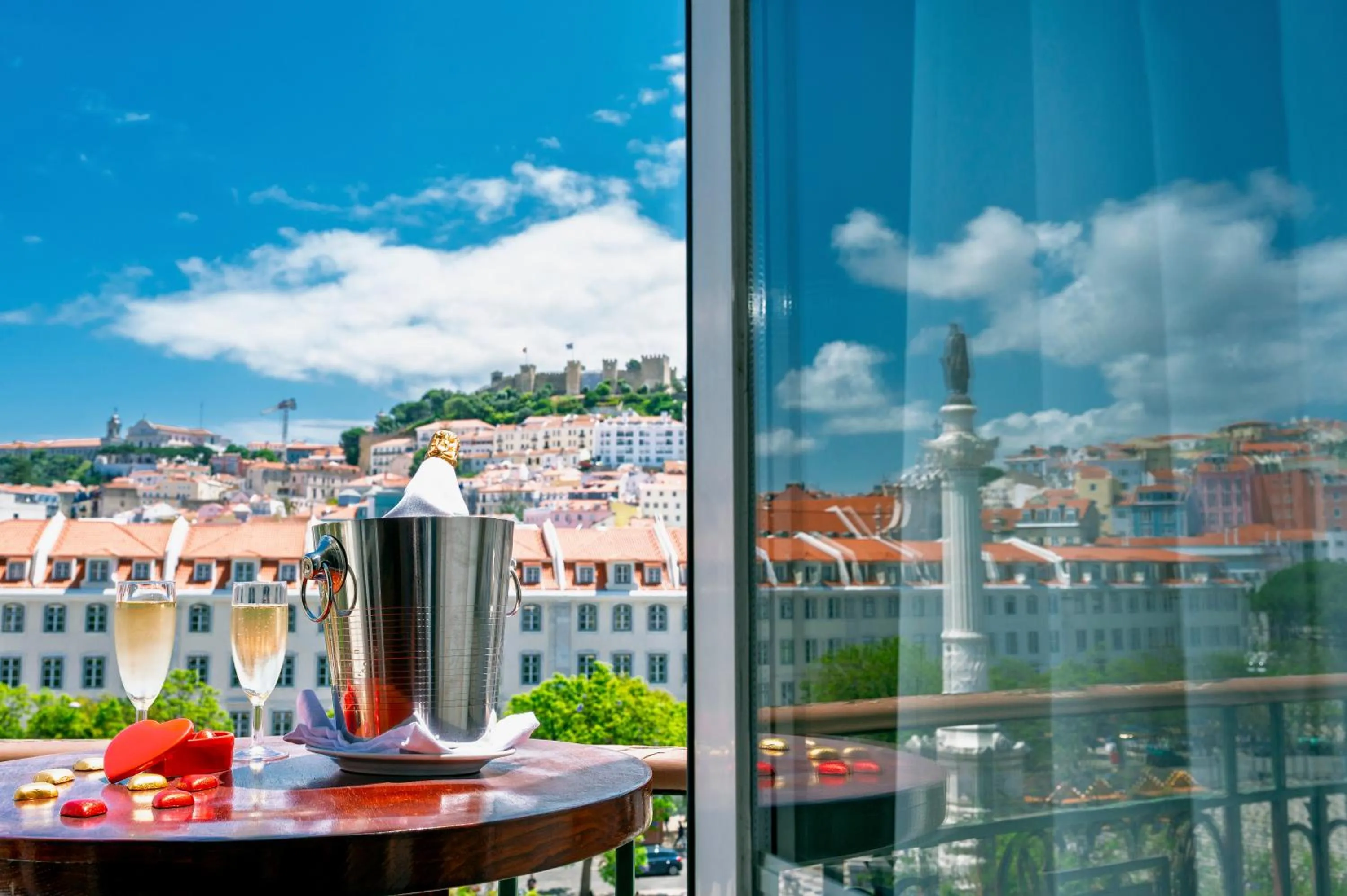 View (from property/room) in Hotel Metropole