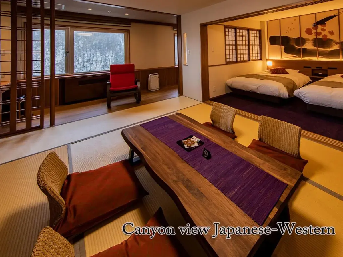 Deluxe Family Room in Hotel Taisetsu Onsen&Canyon Resort Deluxe Family Room in Hotel Taisetsu Onsen&Canyon Resort