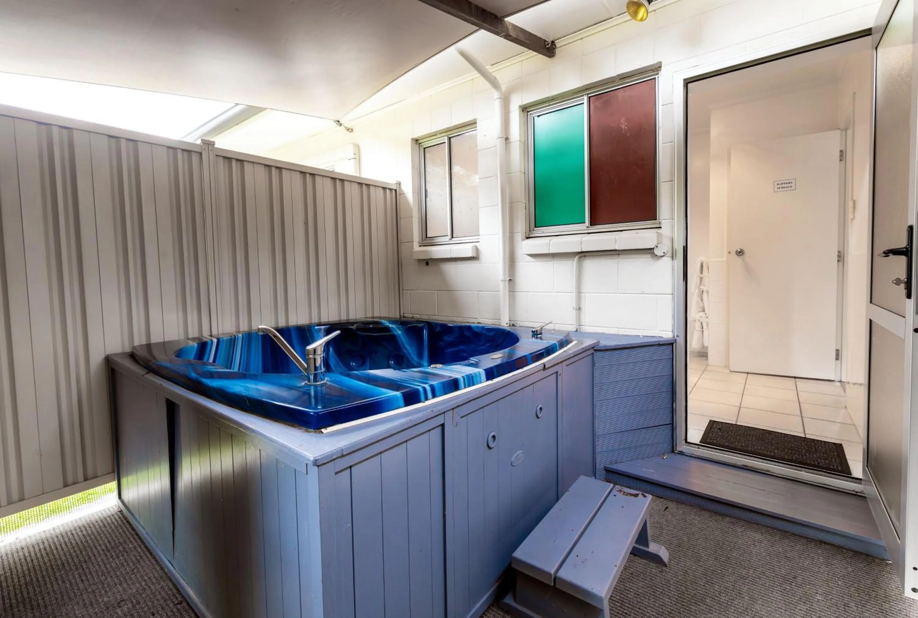 Swimming pool in Ripple Rotorua