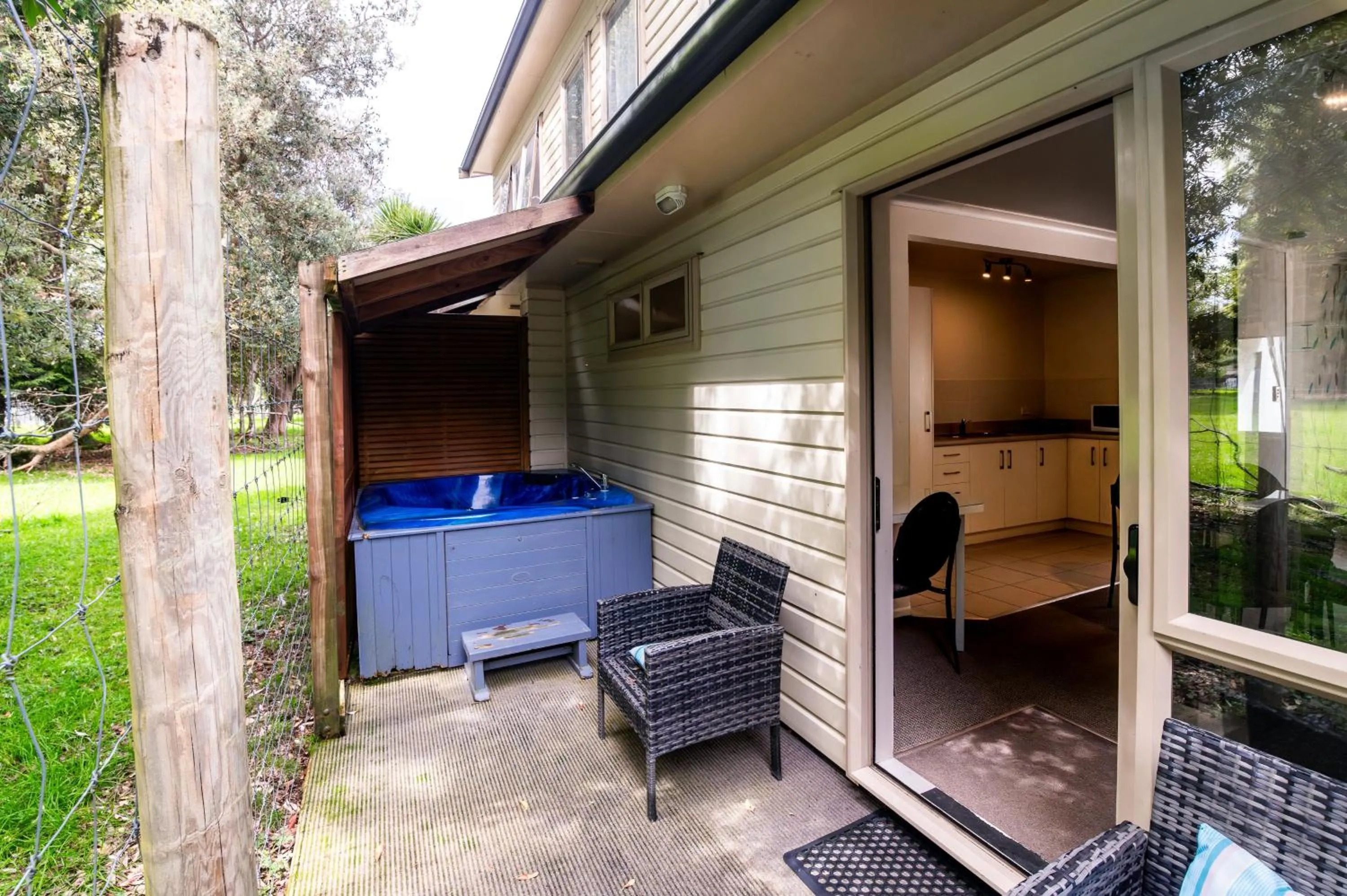 Swimming pool in Ripple Rotorua