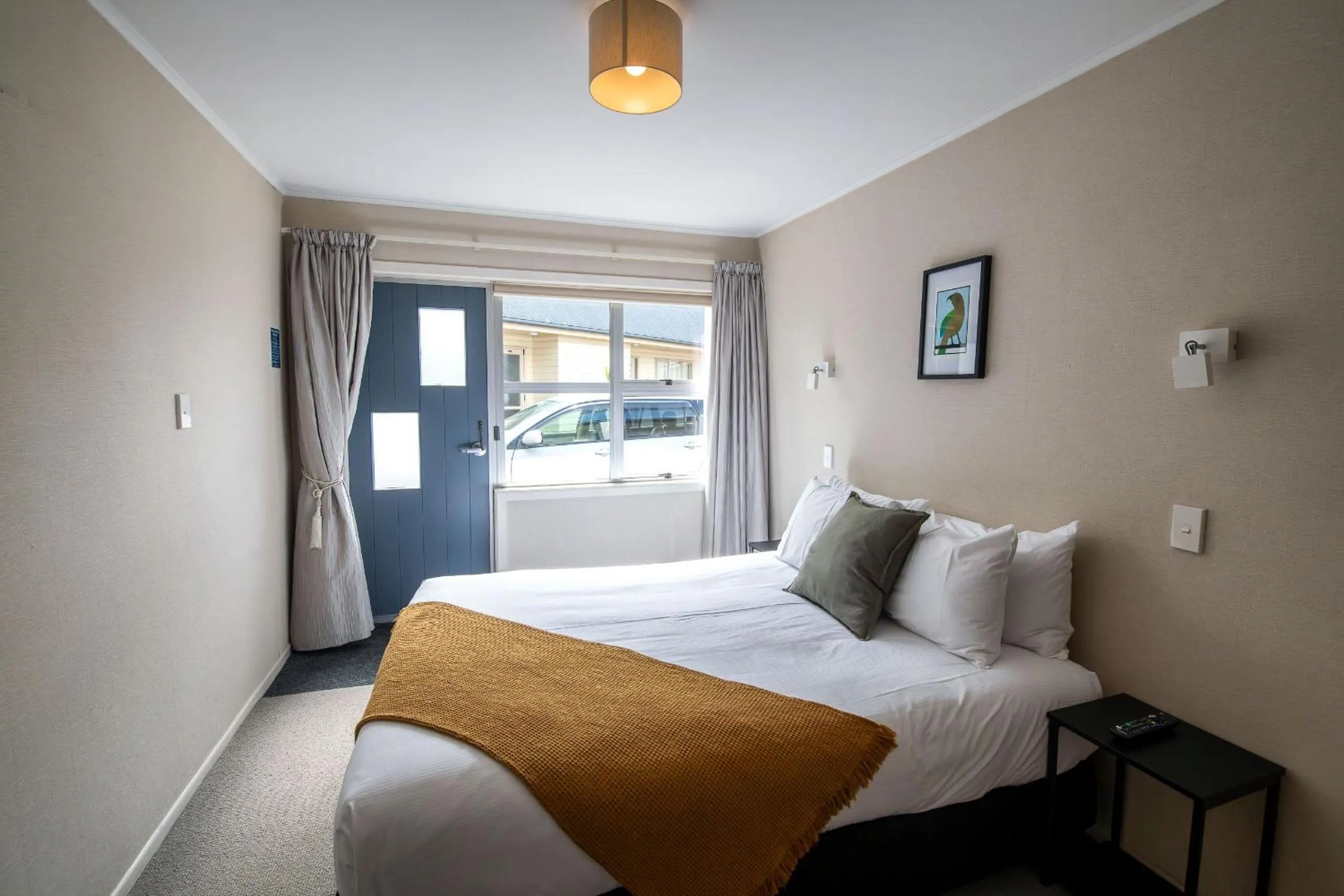 Bedroom, Bed in Ripple Rotorua