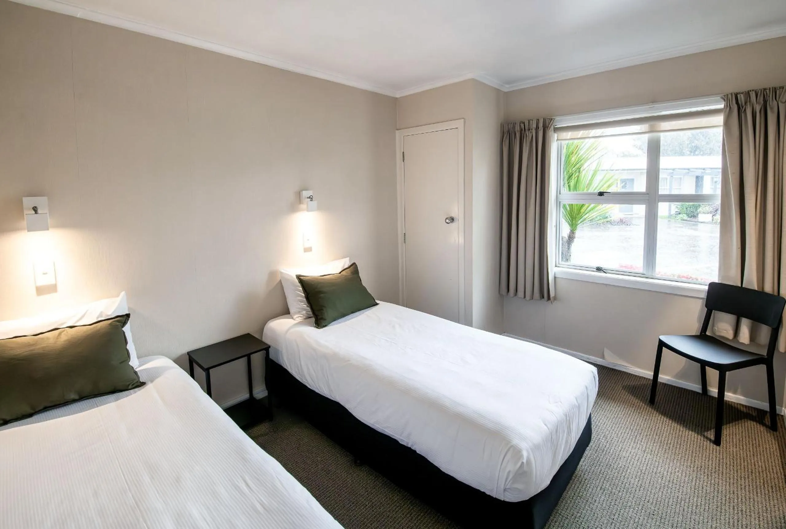 Bedroom, Bed in Ripple Rotorua