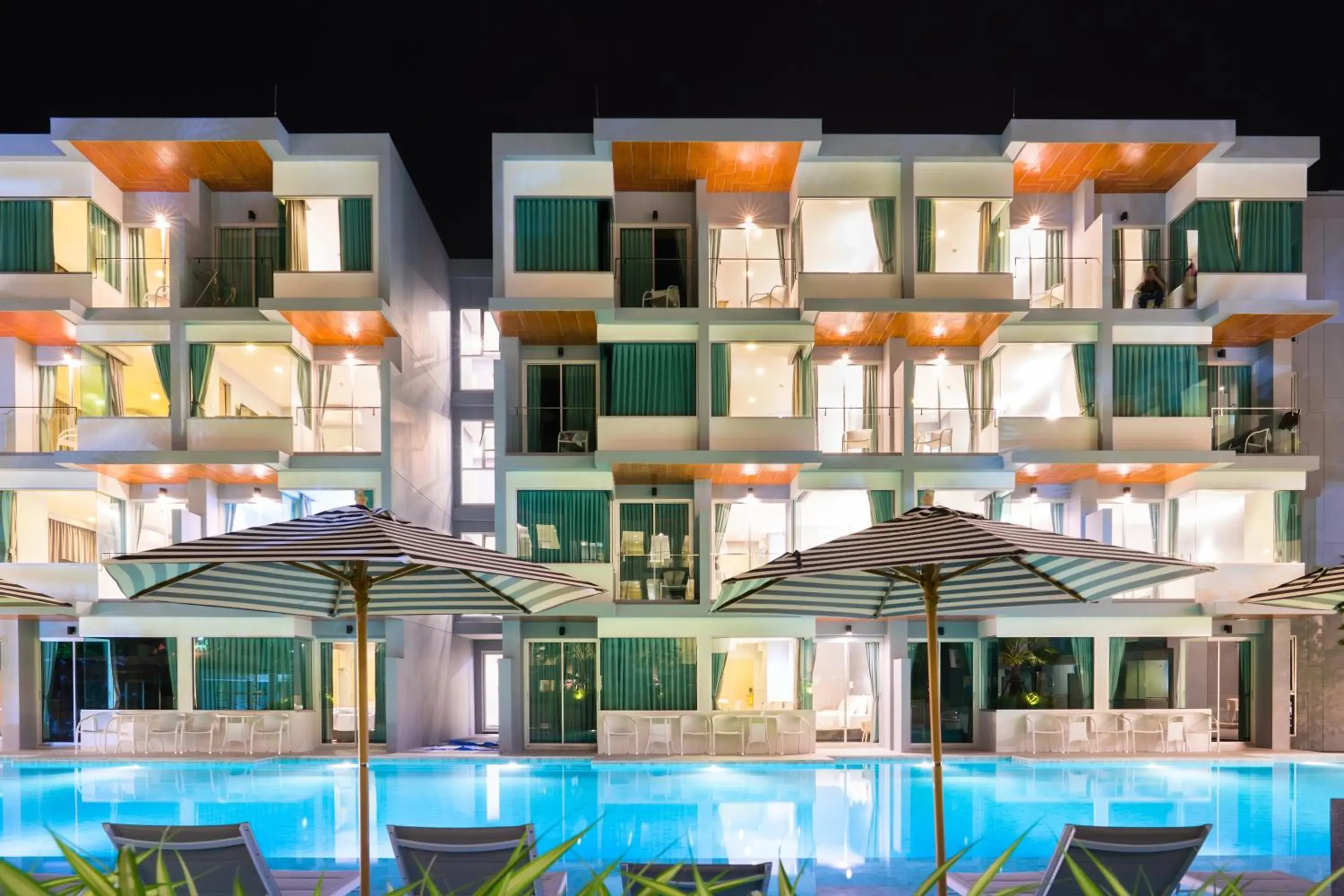 Property building in Bay Window at Sea Property building in Bay Window at Sea