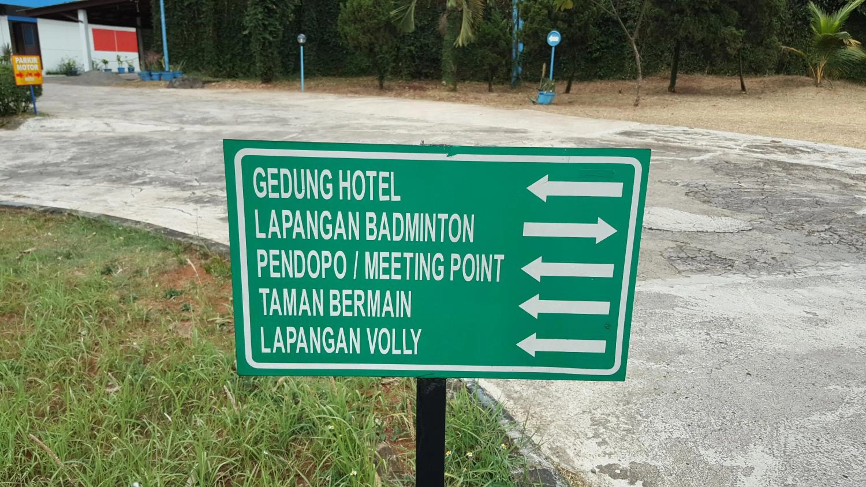 Property building in Sentosa Hotel & Restaurant - tersertifikasi CHSE dari Kementerian Pariwisata dan Ekonomi Kreatif