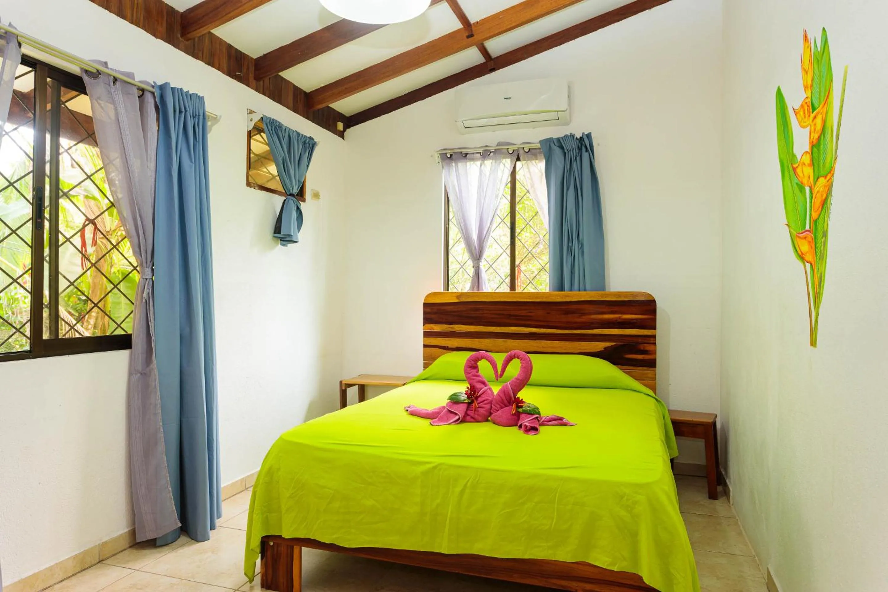 Bed in Bungalows Ache Cozy House