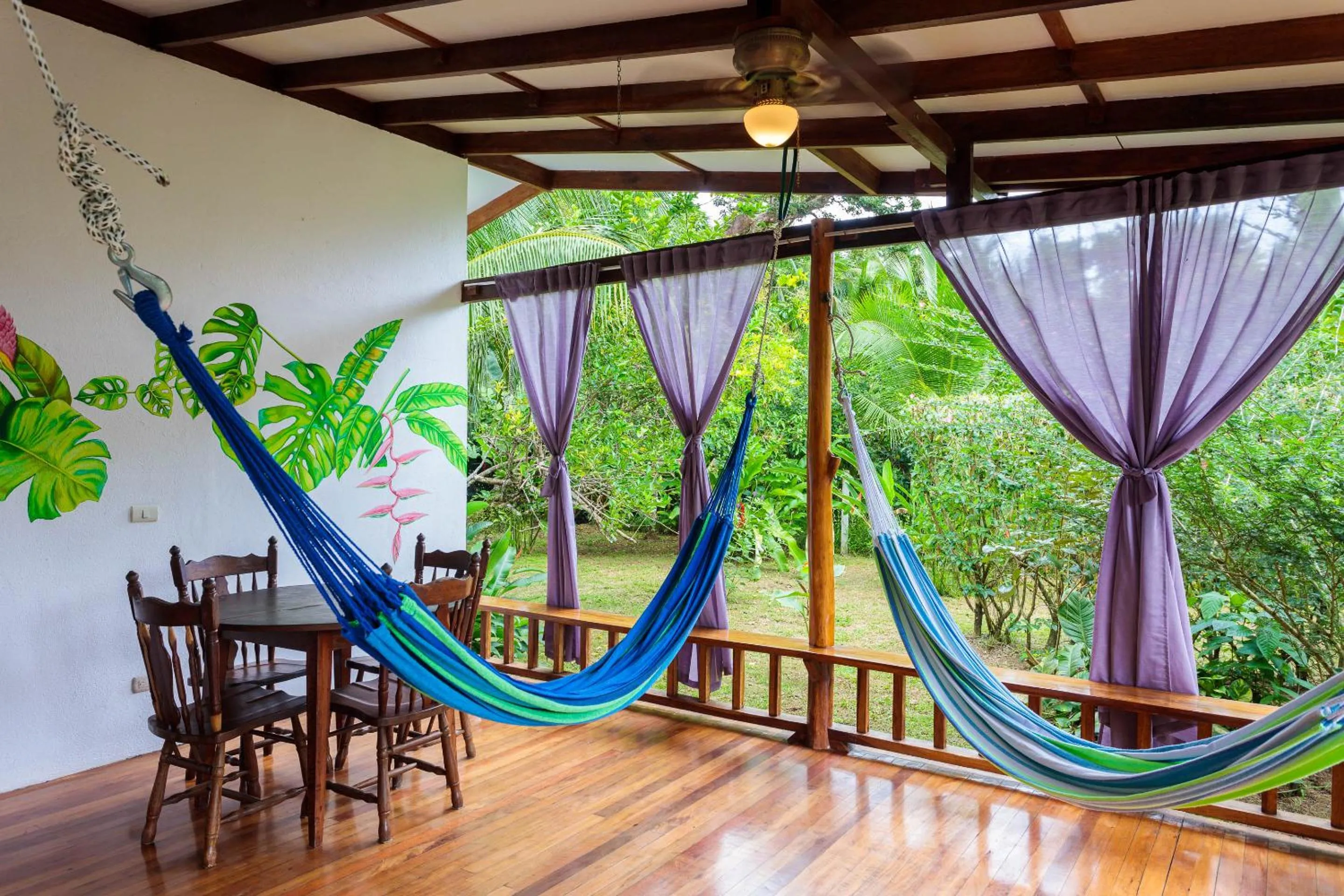 Balcony/Terrace in Bungalows Ache Cozy House