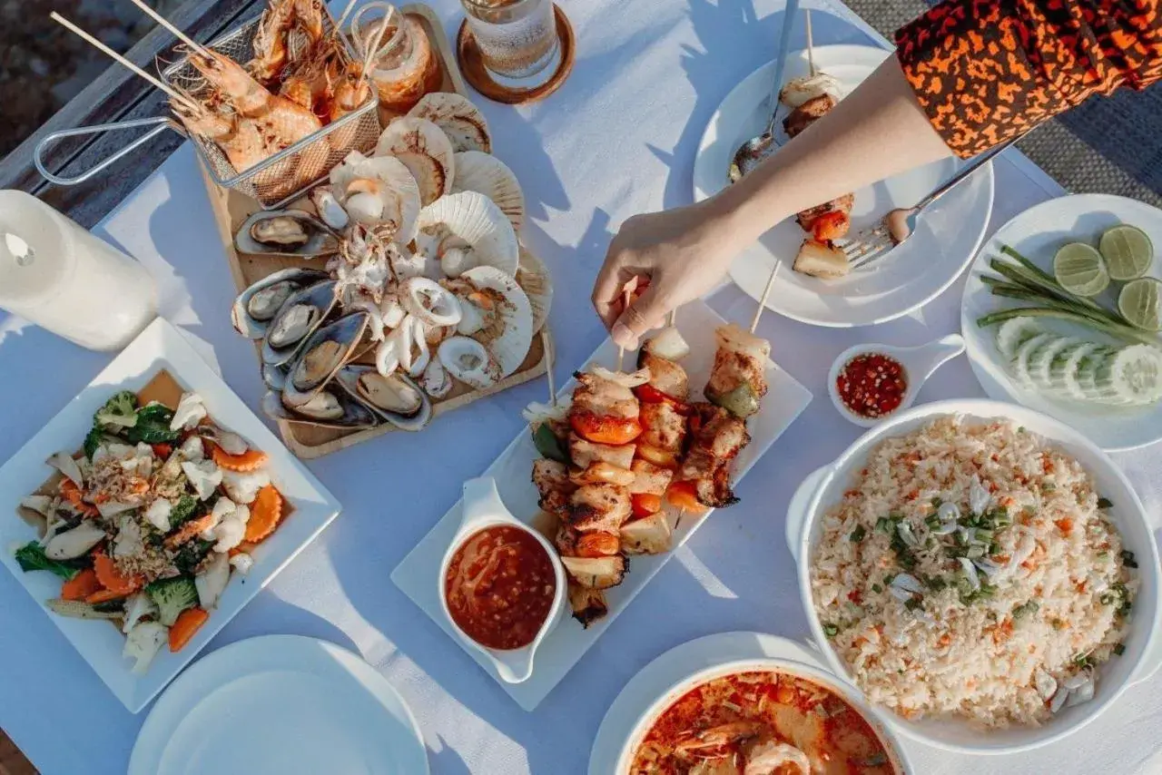 Food and drinks in De Chaochom Hua Hin Food and drinks in De Chaochom Hua Hin