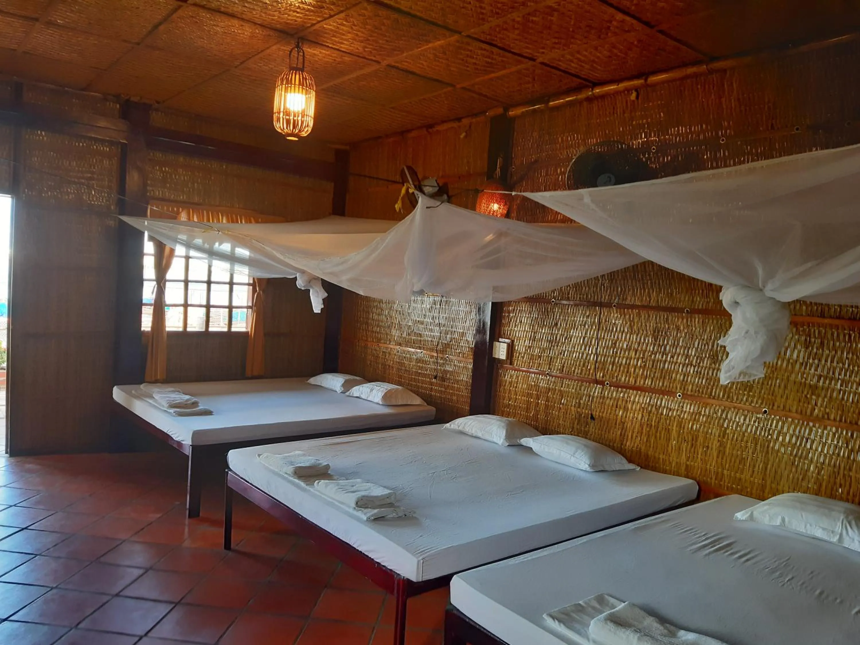 mekong riverside homestay