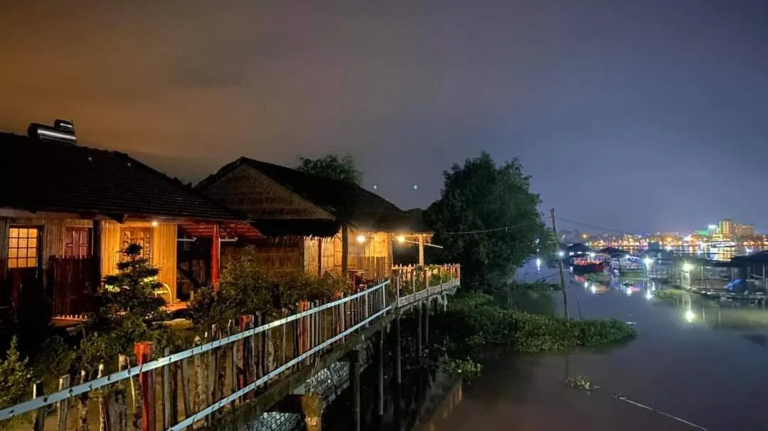 mekong riverside homestay