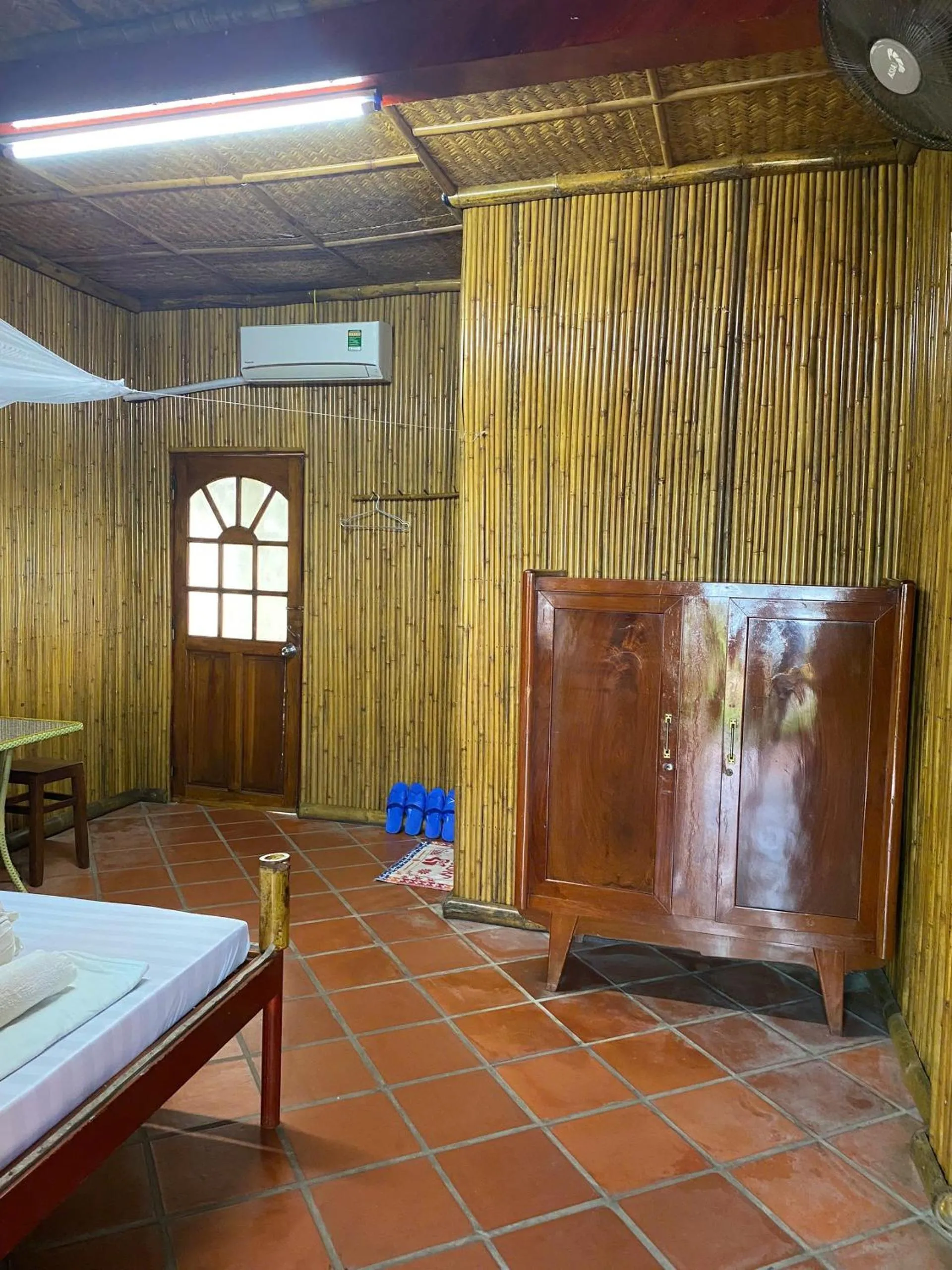 Bed in mekong riverside homestay