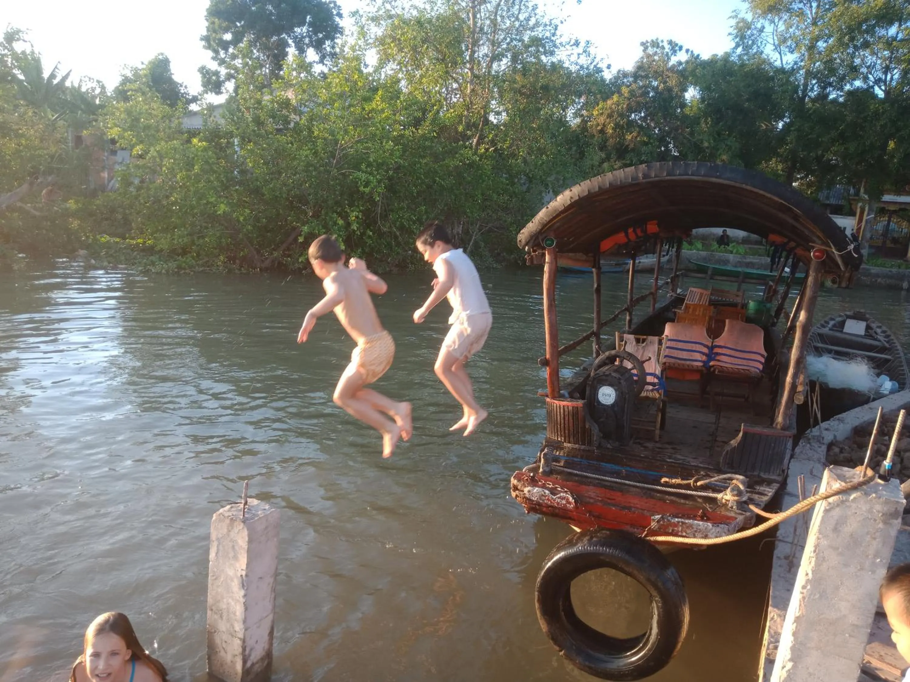 mekong riverside homestay