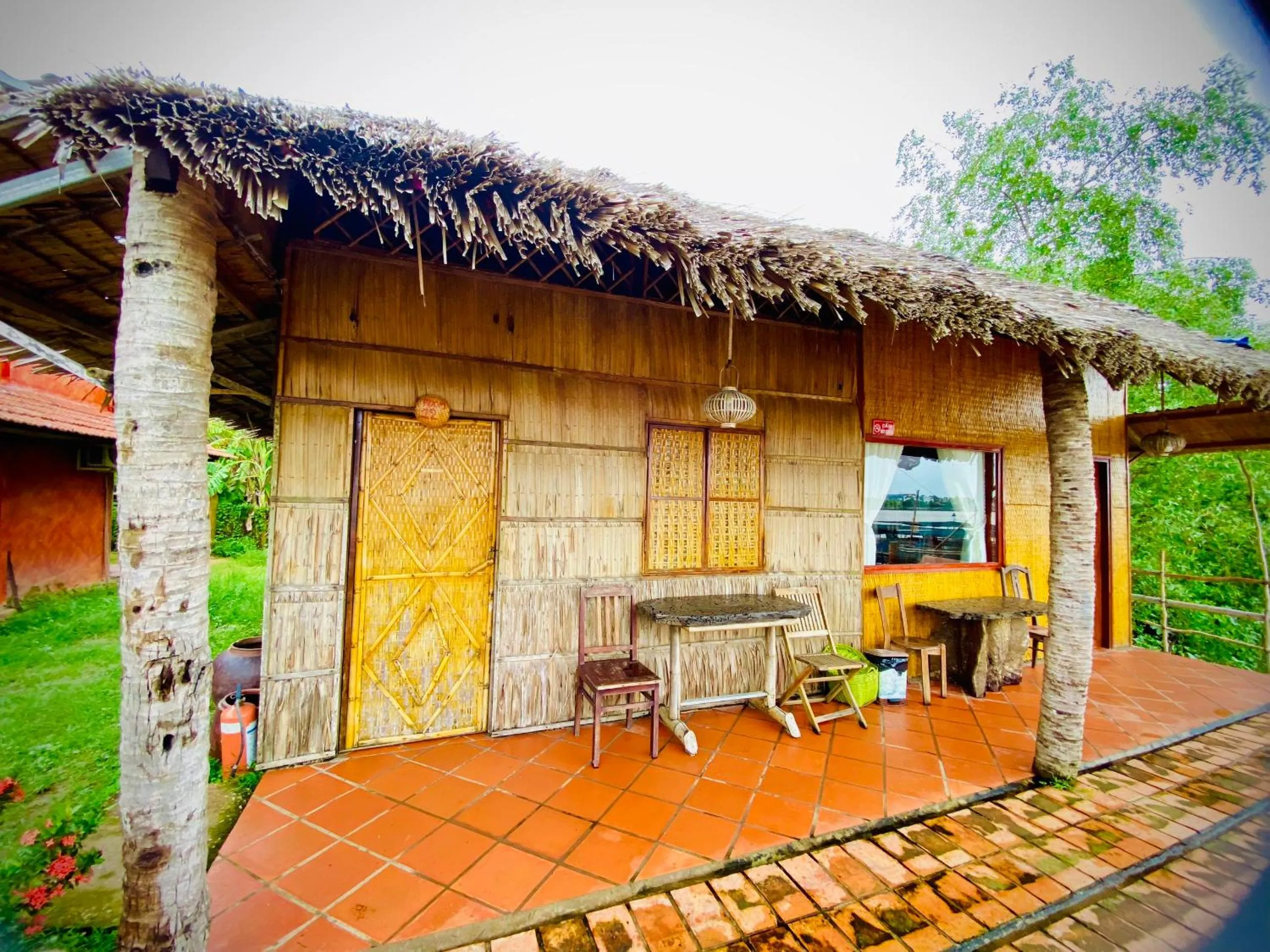 mekong riverside homestay