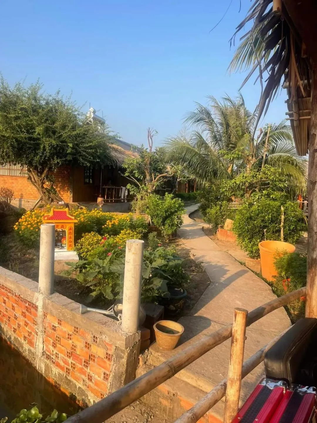 mekong riverside homestay