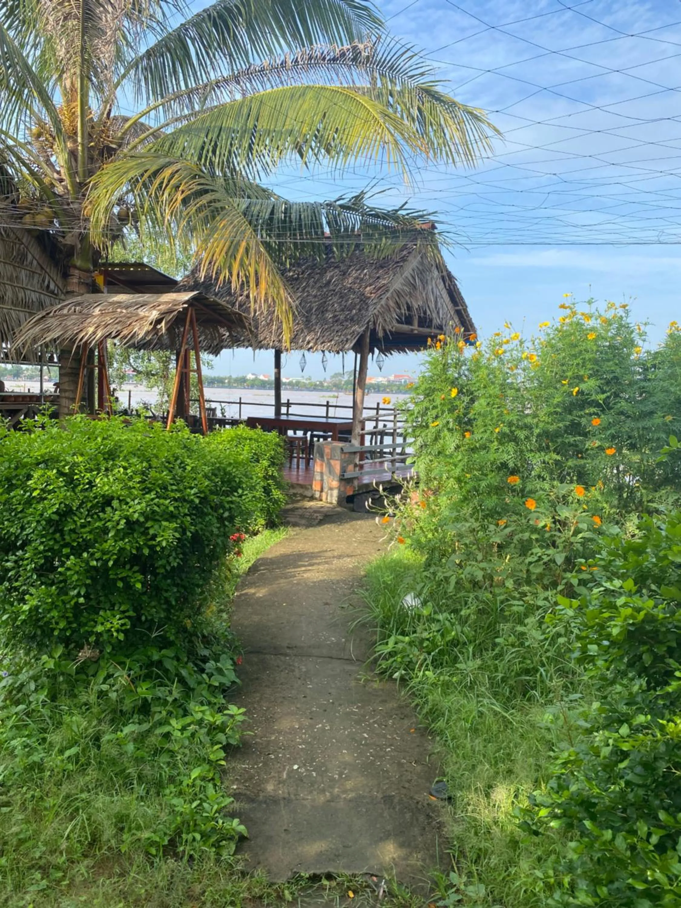 mekong riverside homestay