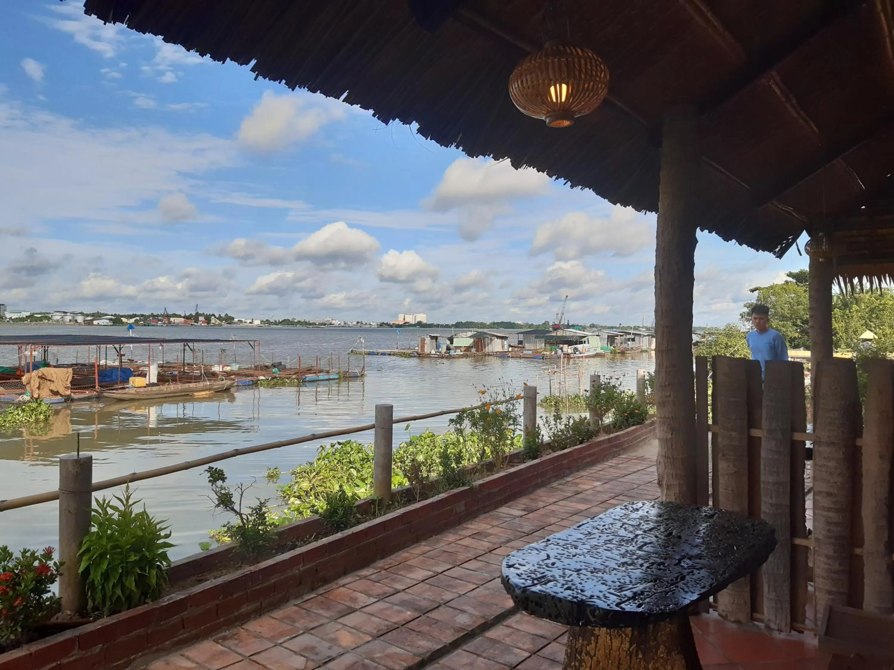 mekong riverside homestay