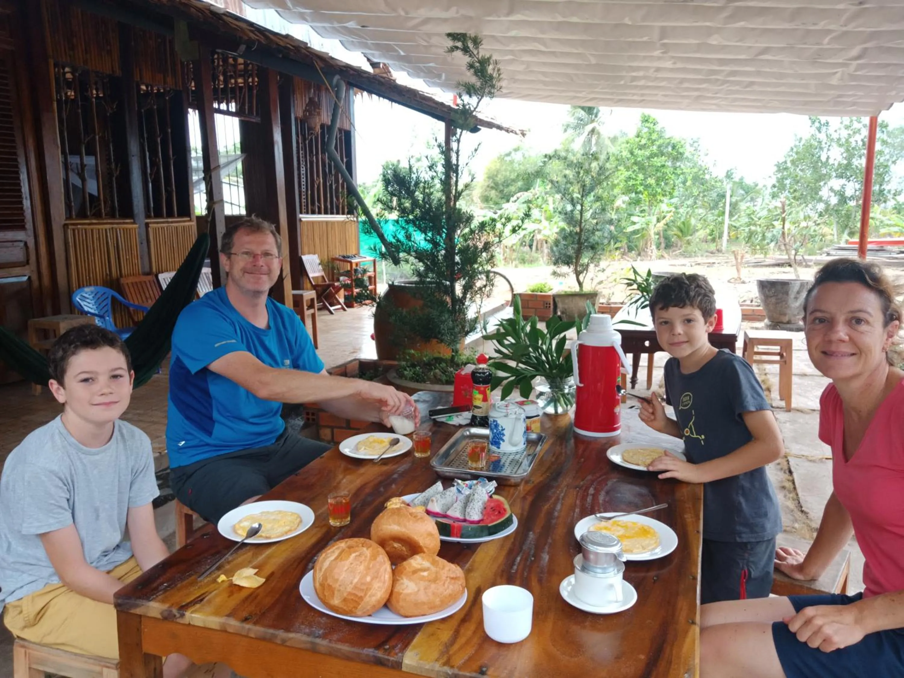 mekong riverside homestay