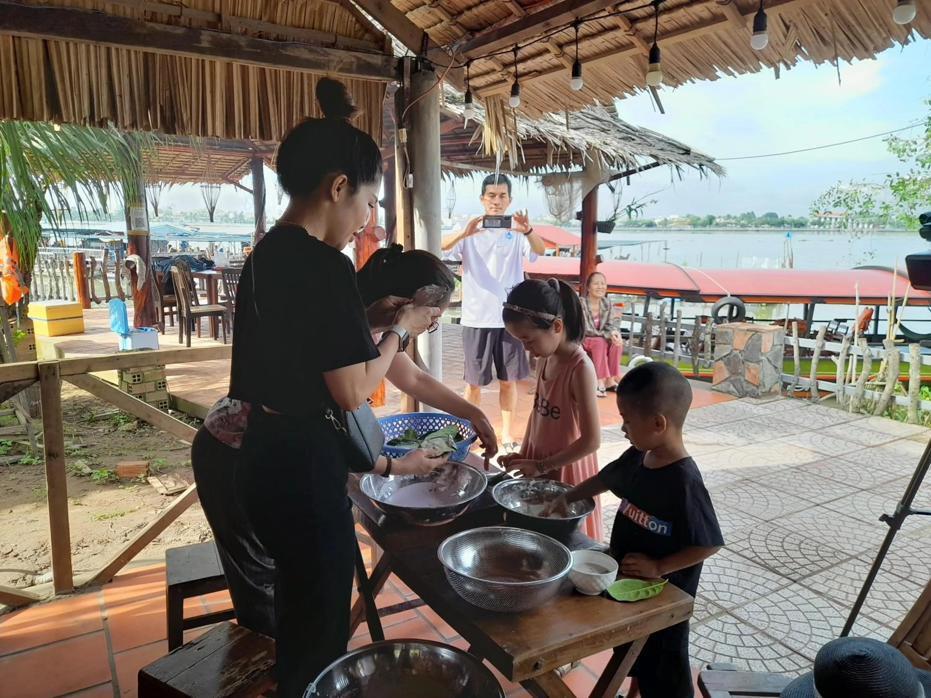 mekong riverside homestay