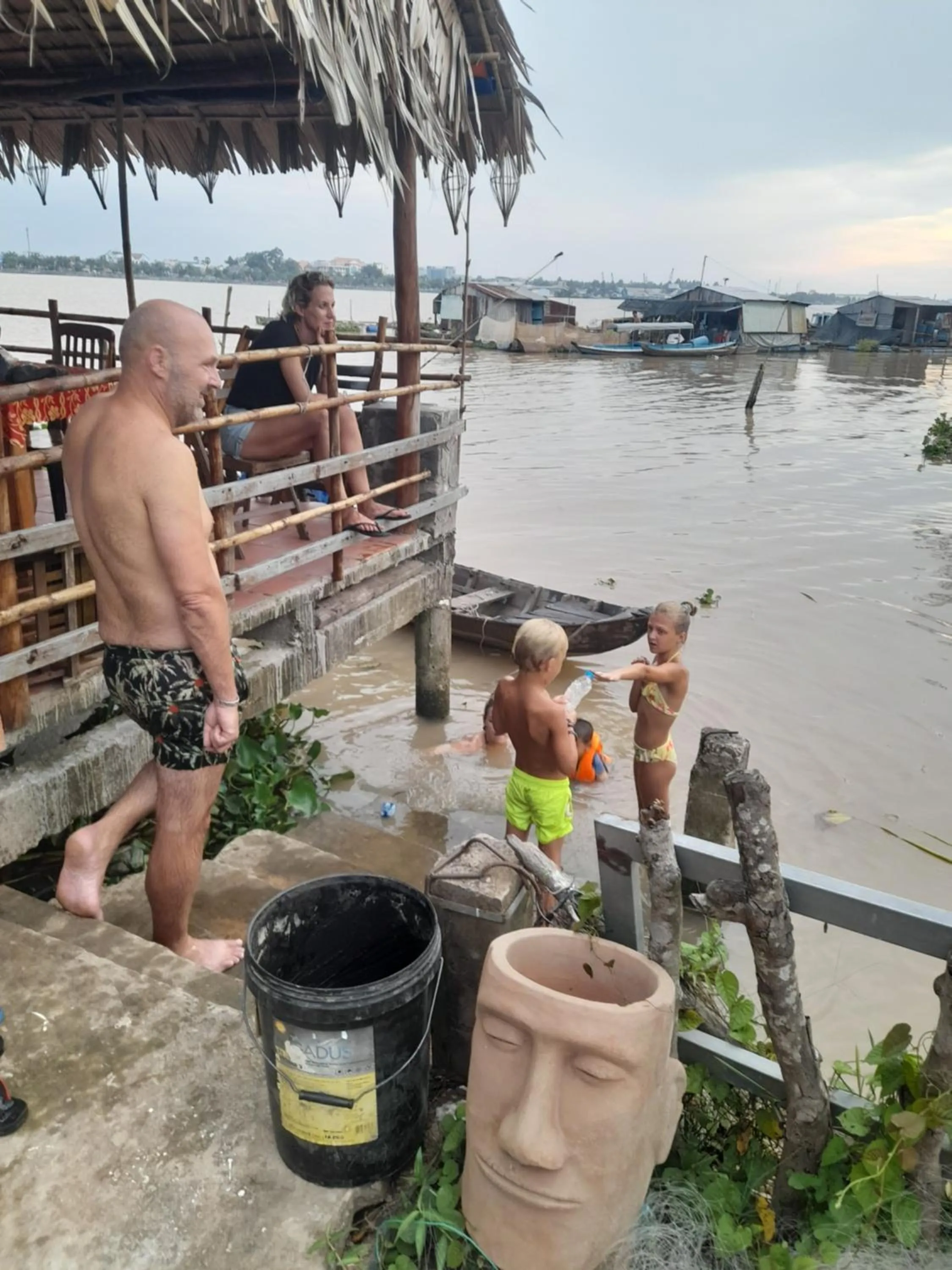 mekong riverside homestay