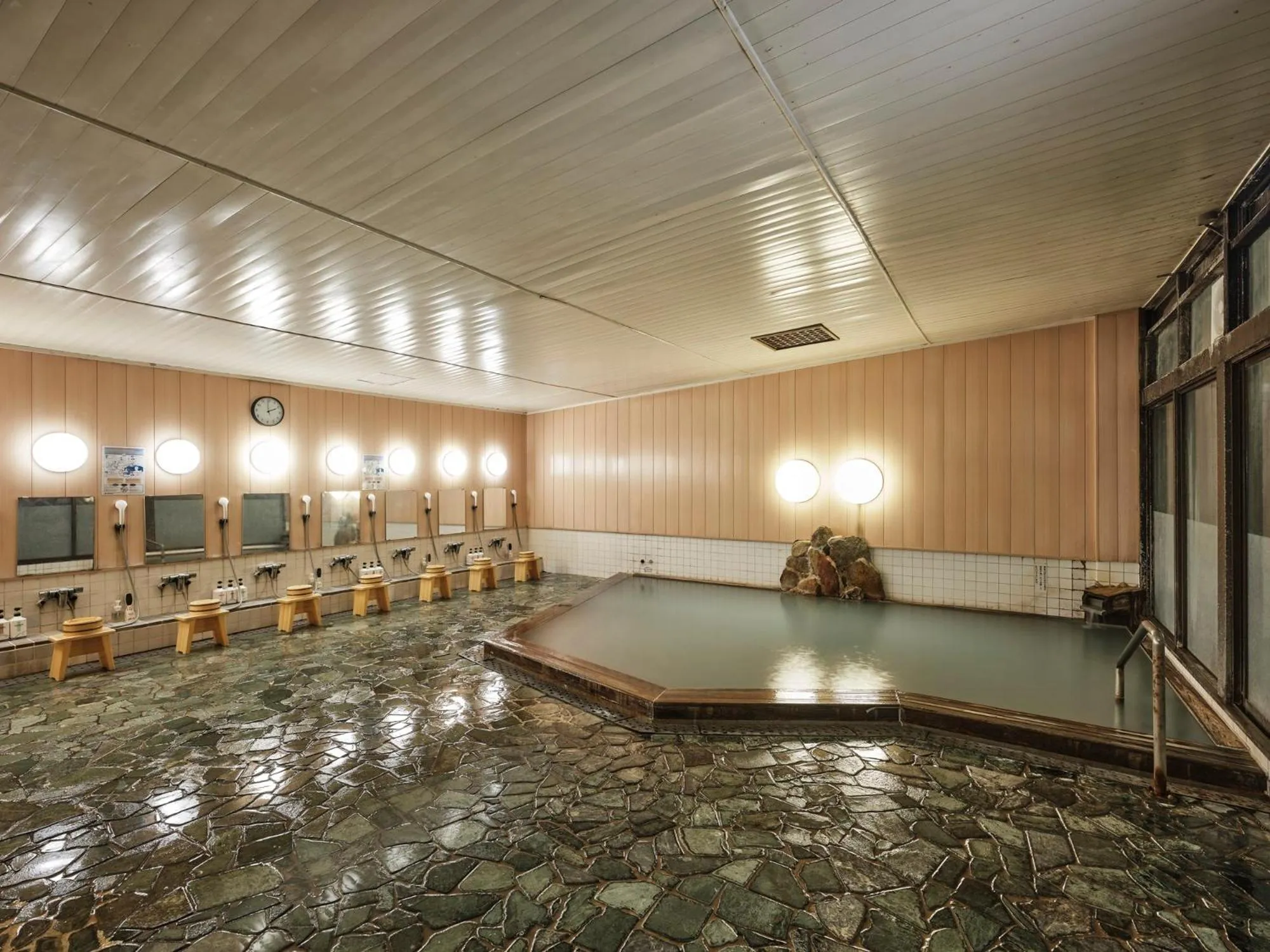 Hot Spring Bath in Hotel Urashima