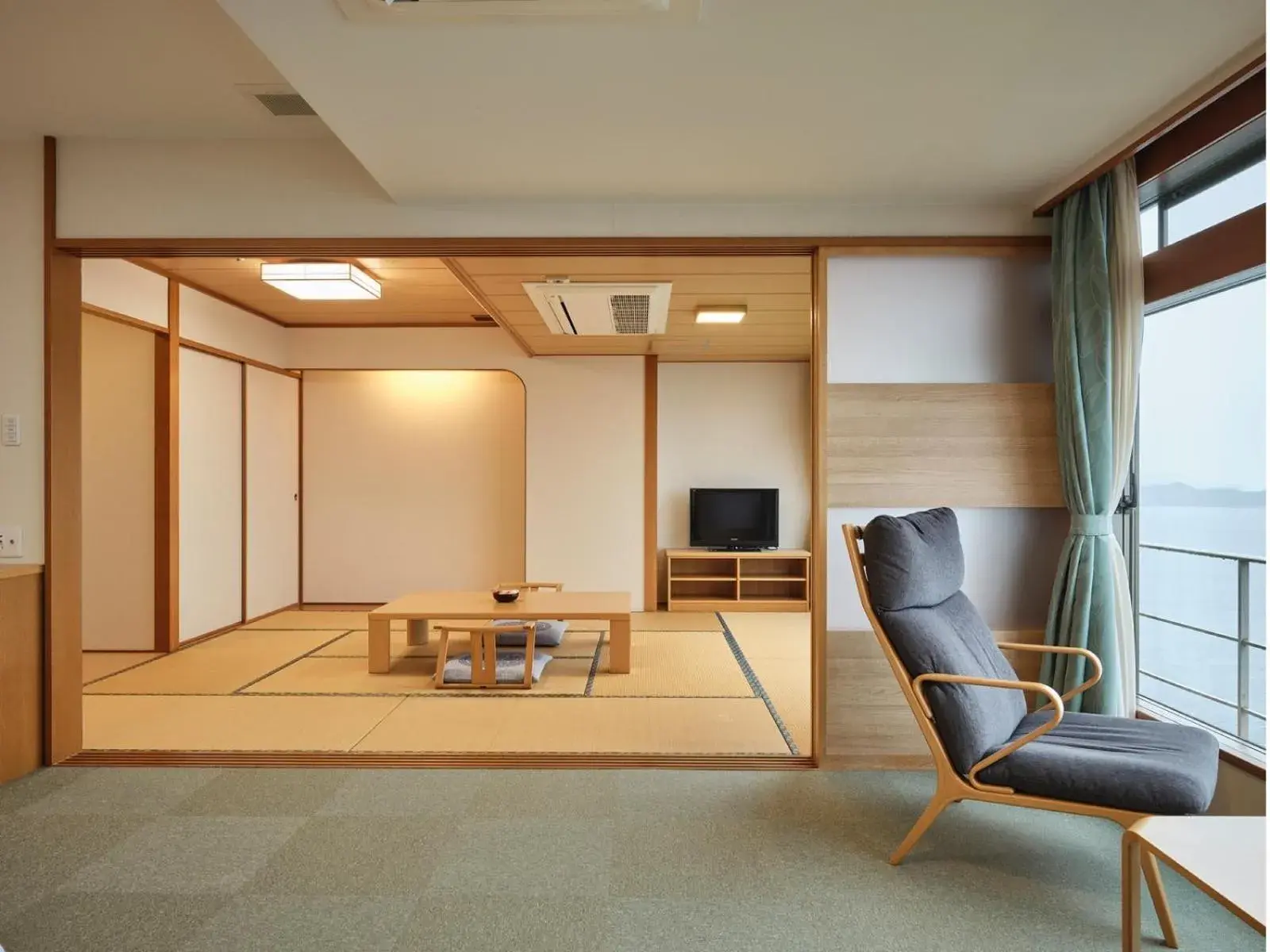 Family room with Tatami Area - Sanjokan in Hotel Urashima Family room with Tatami Area - Sanjokan in Hotel Urashima