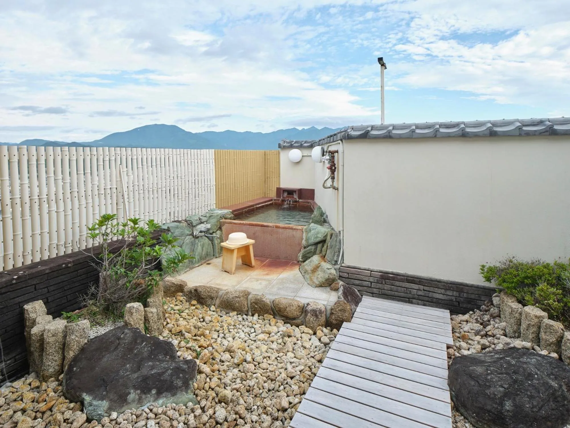 Day in Hotel Urashima