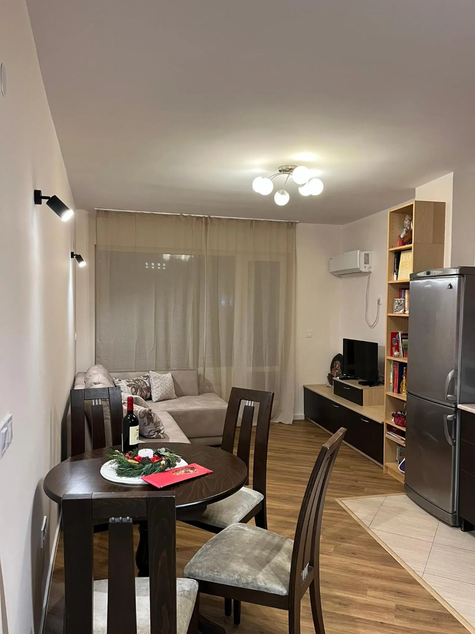 Kamy-Sophia Apartment