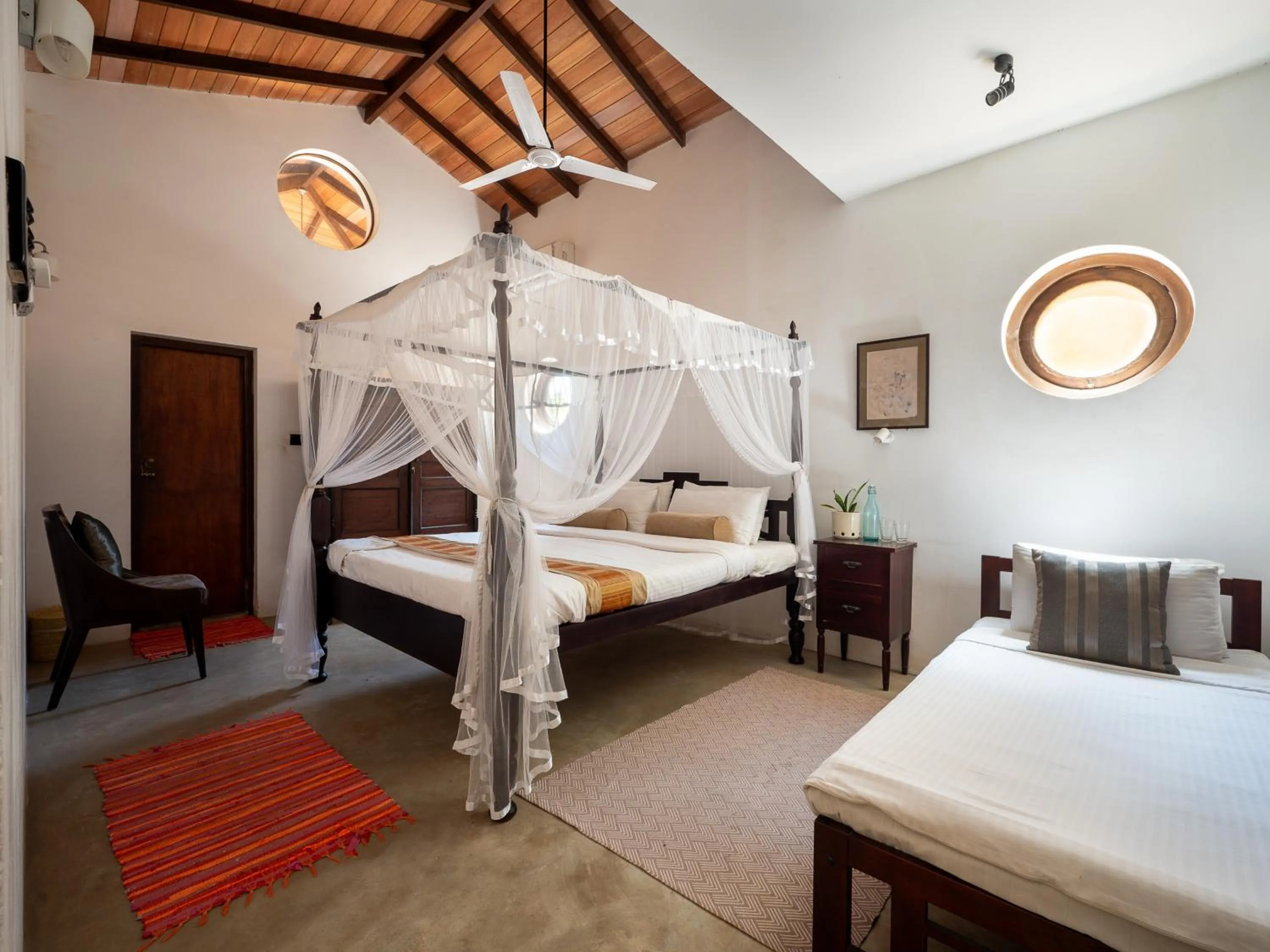 Bedroom, Bed in Villa Sunbird Negombo