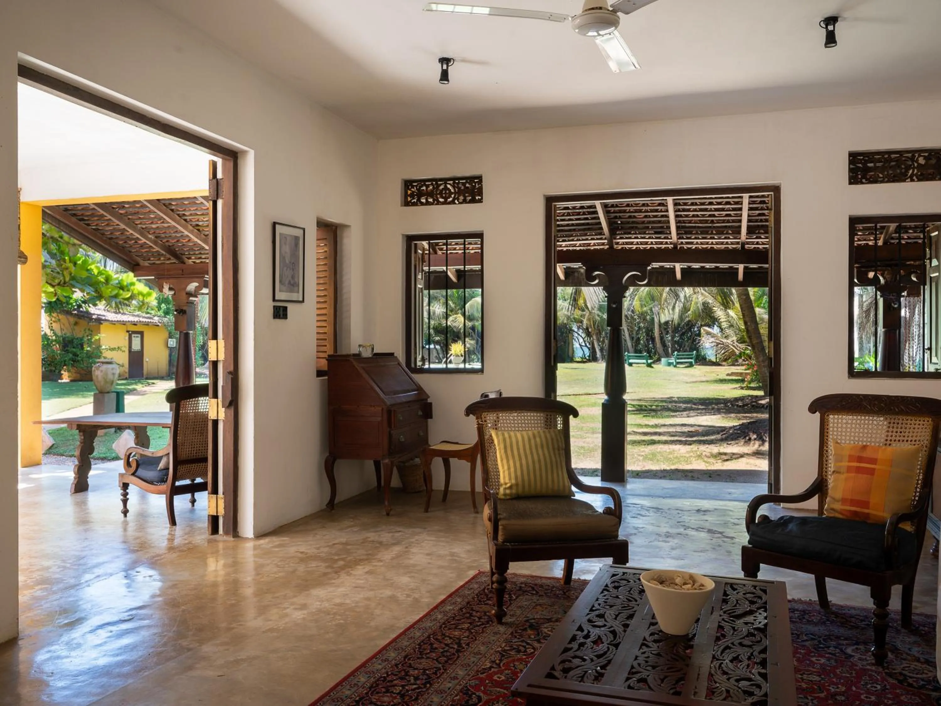 Seating area in Villa Sunbird Negombo