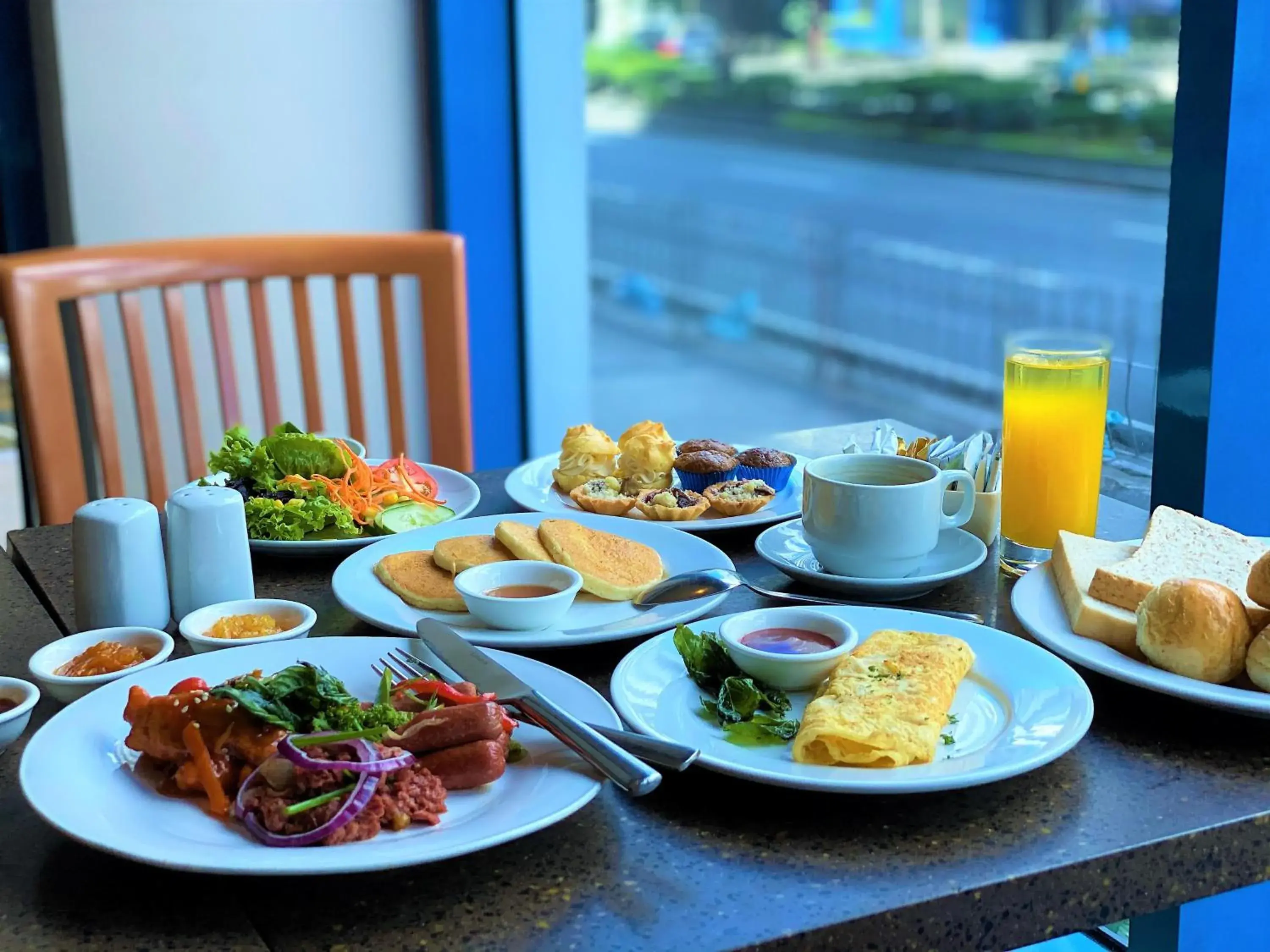 Restaurant/places to eat in One Pacific Place Serviced Residences Restaurant/places to eat in One Pacific Place Serviced Residences