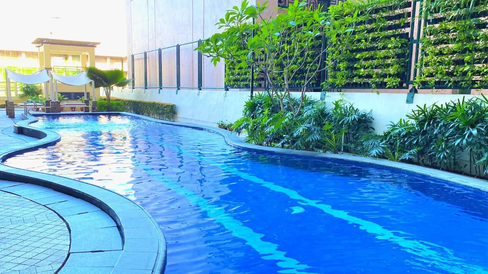 Swimming pool in One Pacific Place Serviced Residences Swimming pool in One Pacific Place Serviced Residences