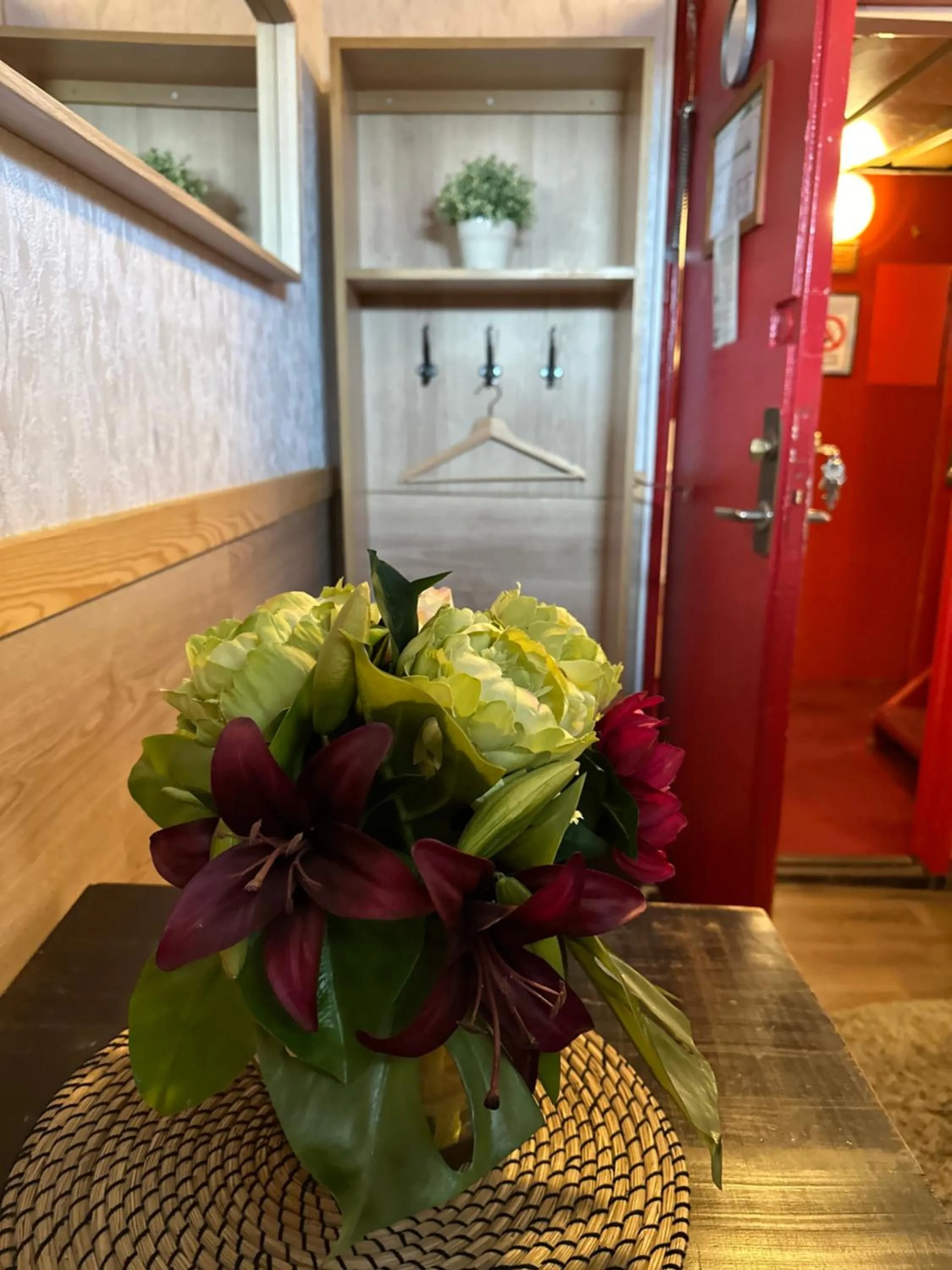 Property building in Den Röda Båten