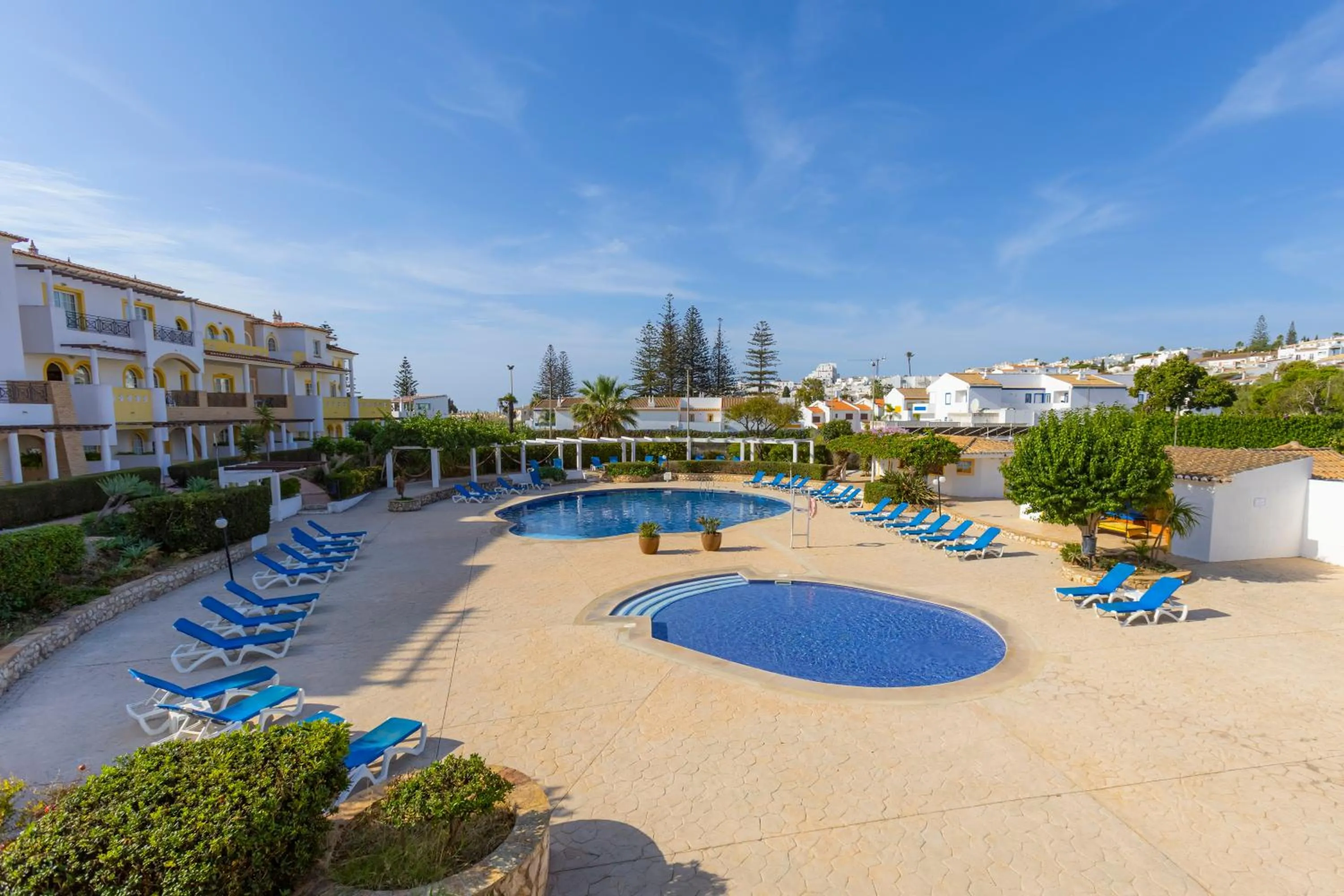 Luz Bay Hotel