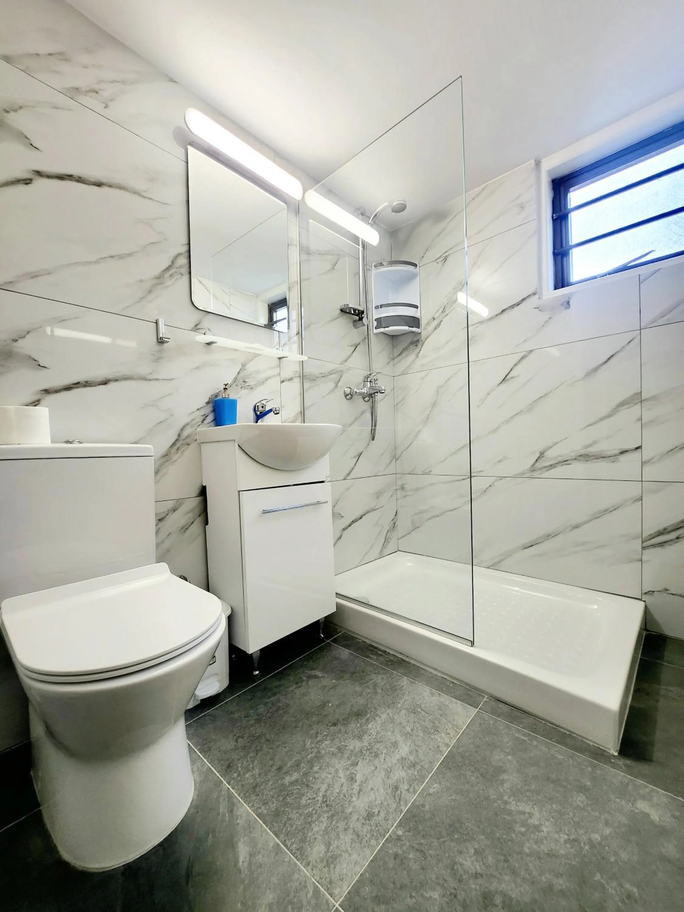 Bathroom in Florence Hotel Apartments