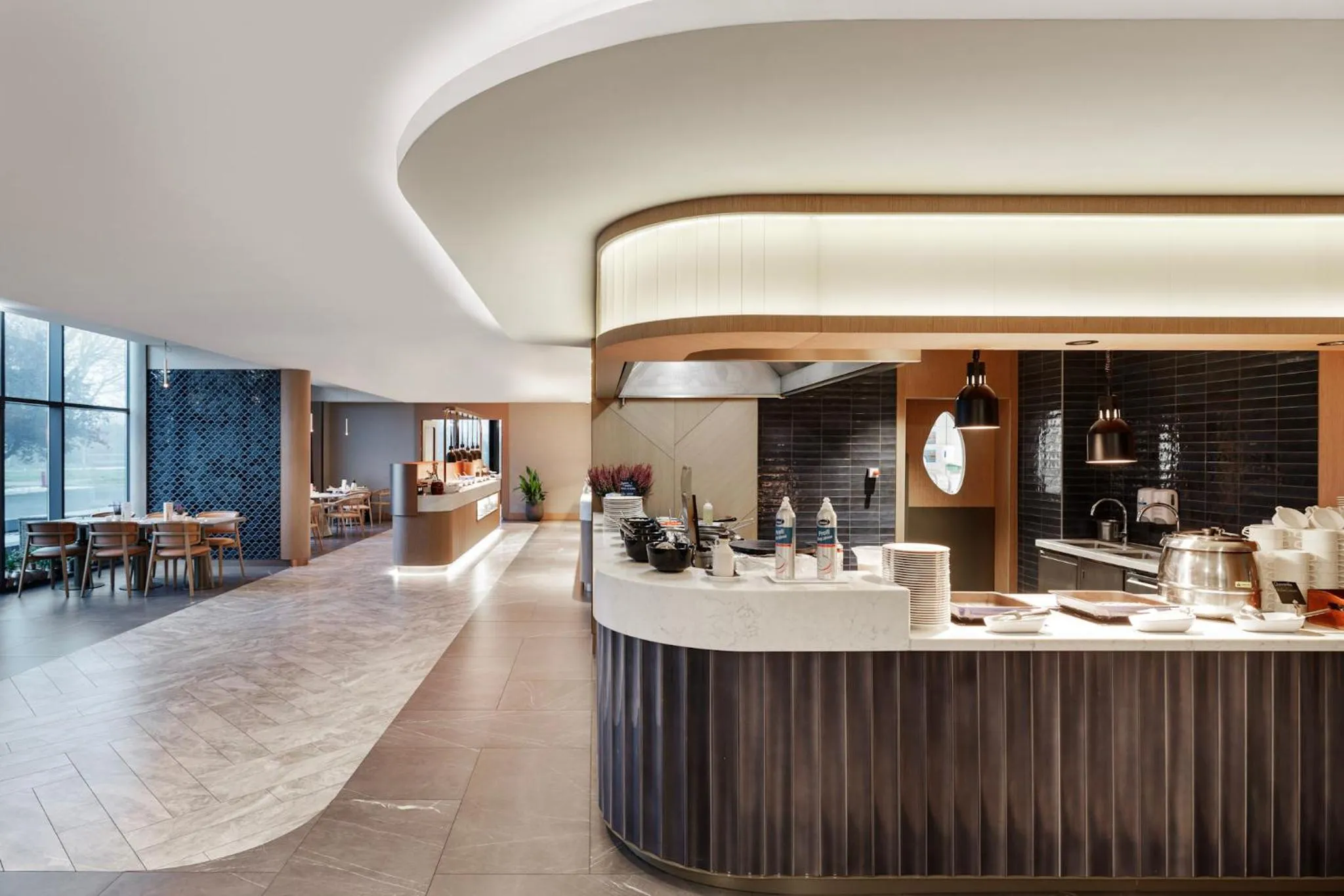 Breakfast in Ultra Marine by Zdrojowa