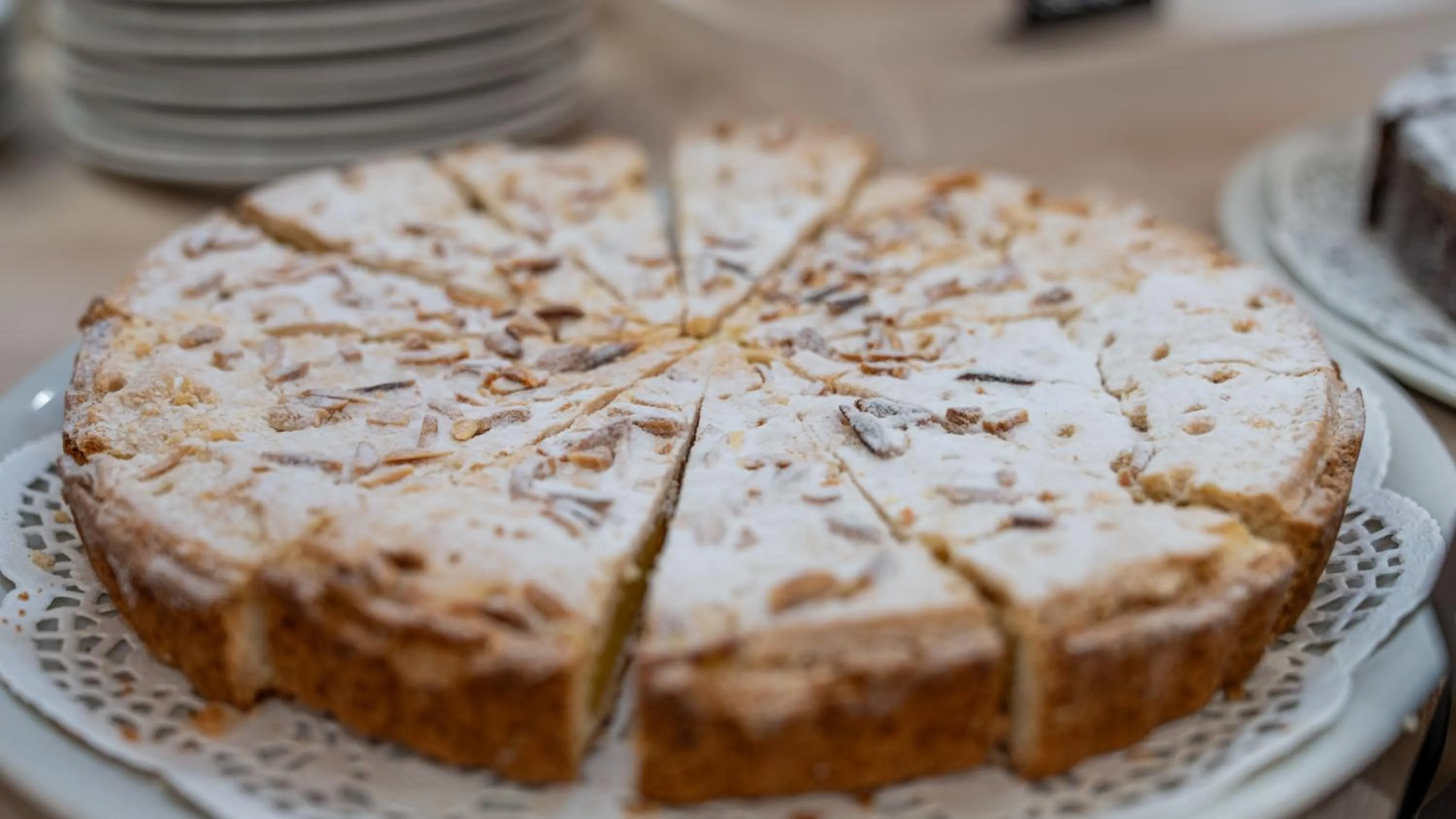 Restaurant/places to eat in Hotel Nobel