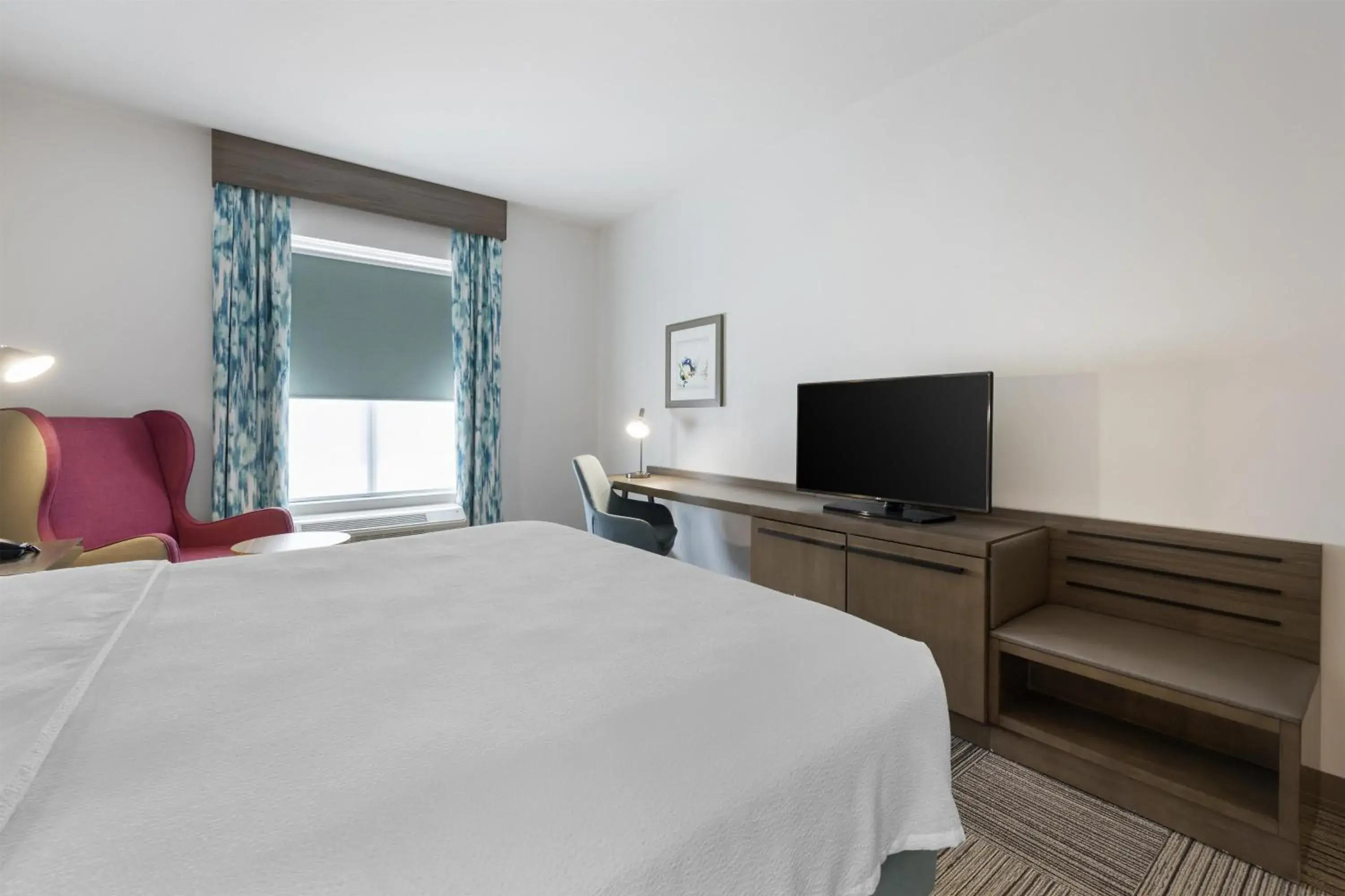 Bed in Hilton Garden Inn Gallatin Bed in Hilton Garden Inn Gallatin