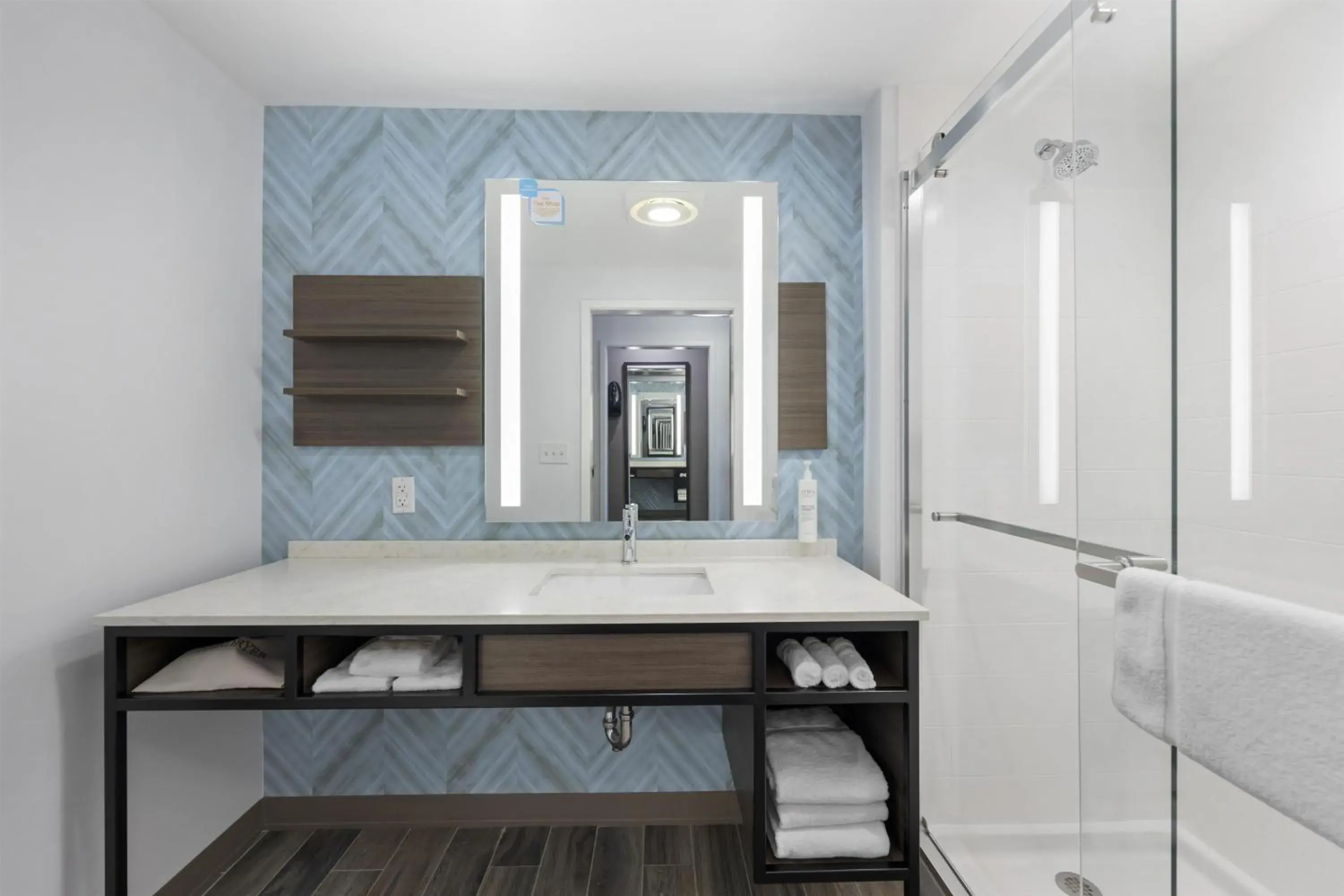 Bathroom in Hilton Garden Inn Gallatin Bathroom in Hilton Garden Inn Gallatin