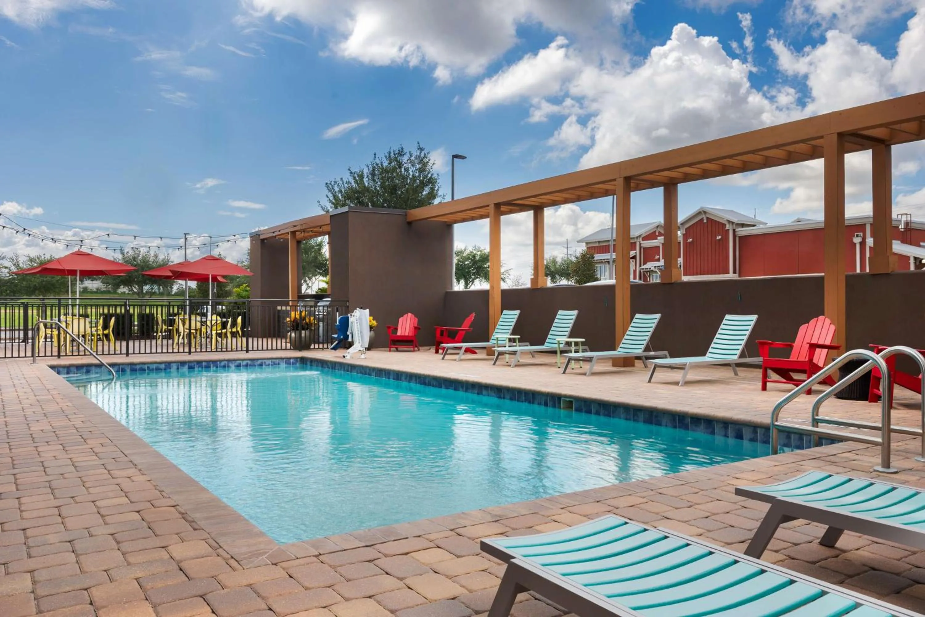 Pool view in Home2 Suites By Hilton Clermont